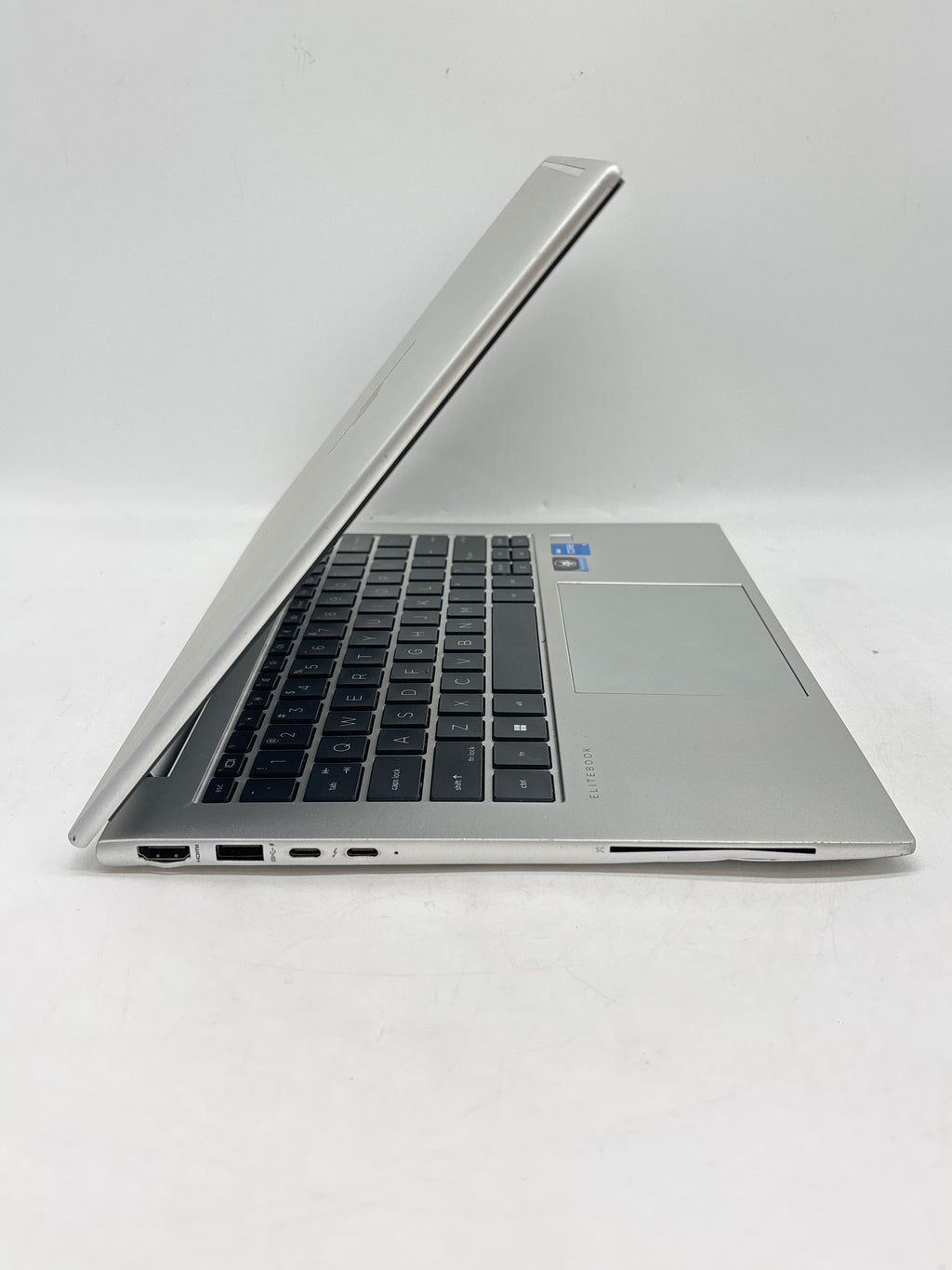HP EliteBook 840 G9 14" Intel Core i5-1235U 16GB RAM 512GB SSD Silver - Used