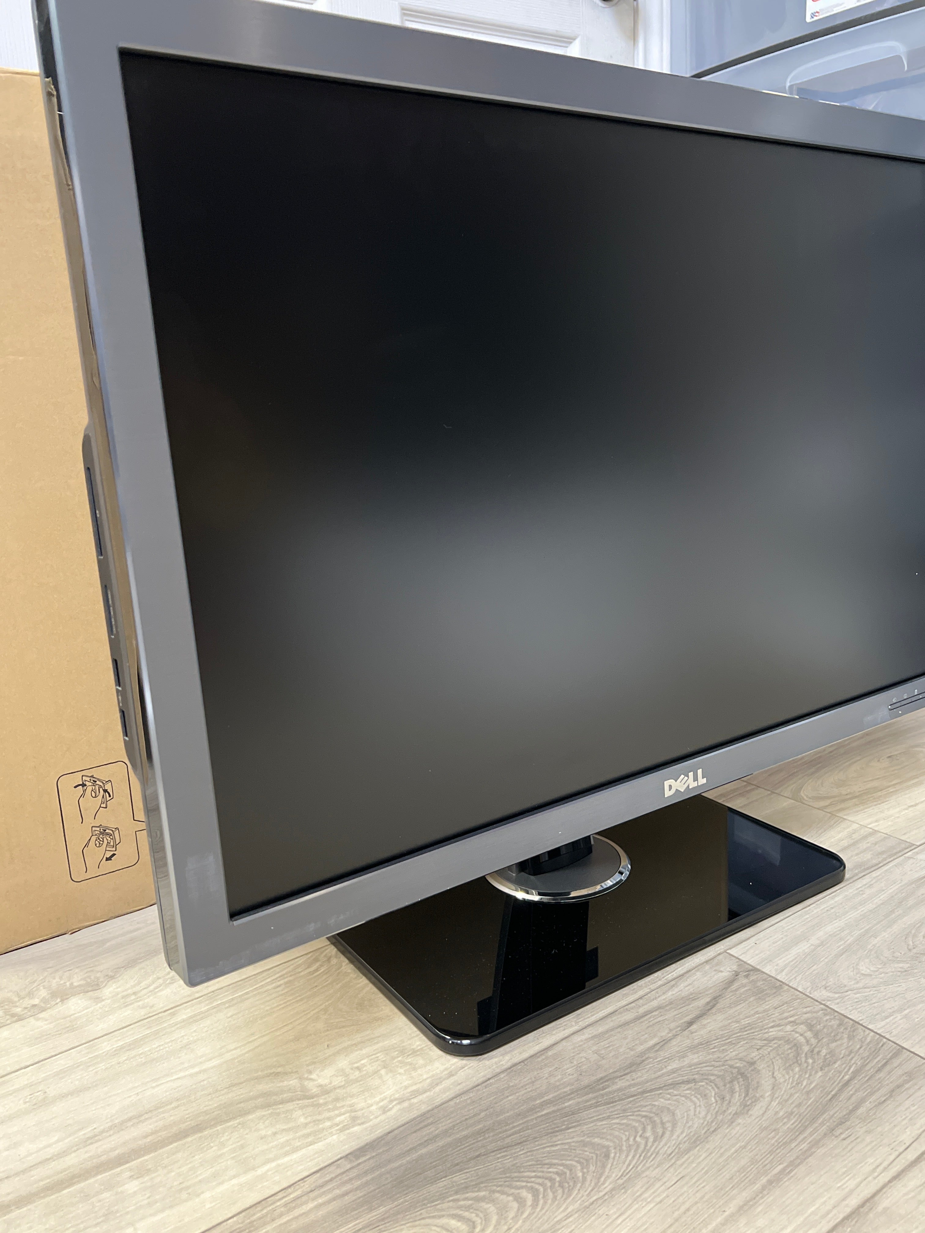 Dell Model 3008WFP Ultra Sharp 30" LCD Monitor - New In Box