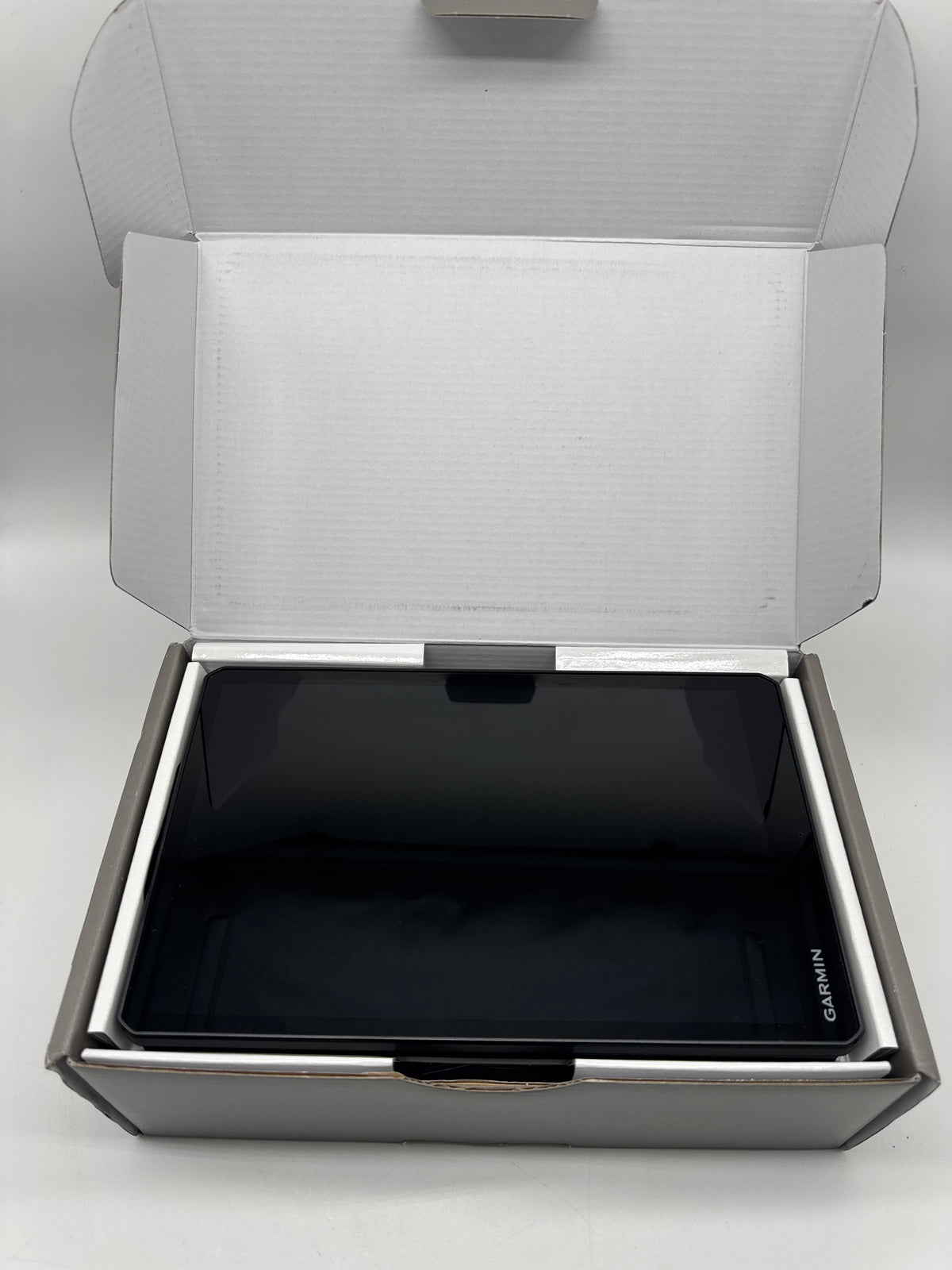 Garmin Dezl OTR1020 10.1in Truck GPS Navigator Wi-Fi Bluetooth 32GB - Used