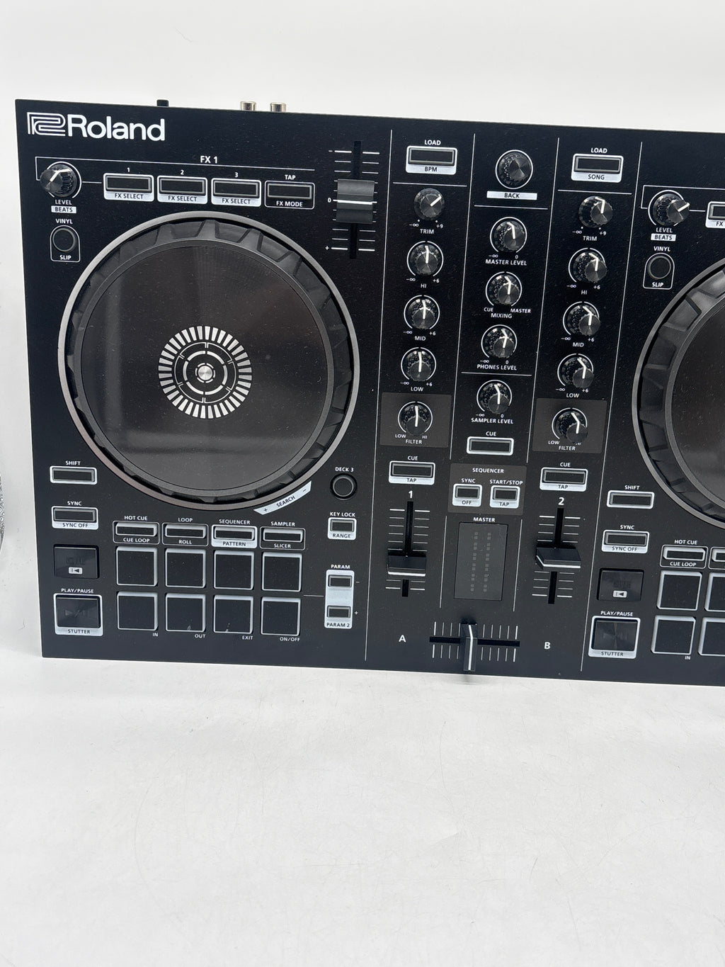 Roland DJ-202 Serato Quad Deck Controller - Used