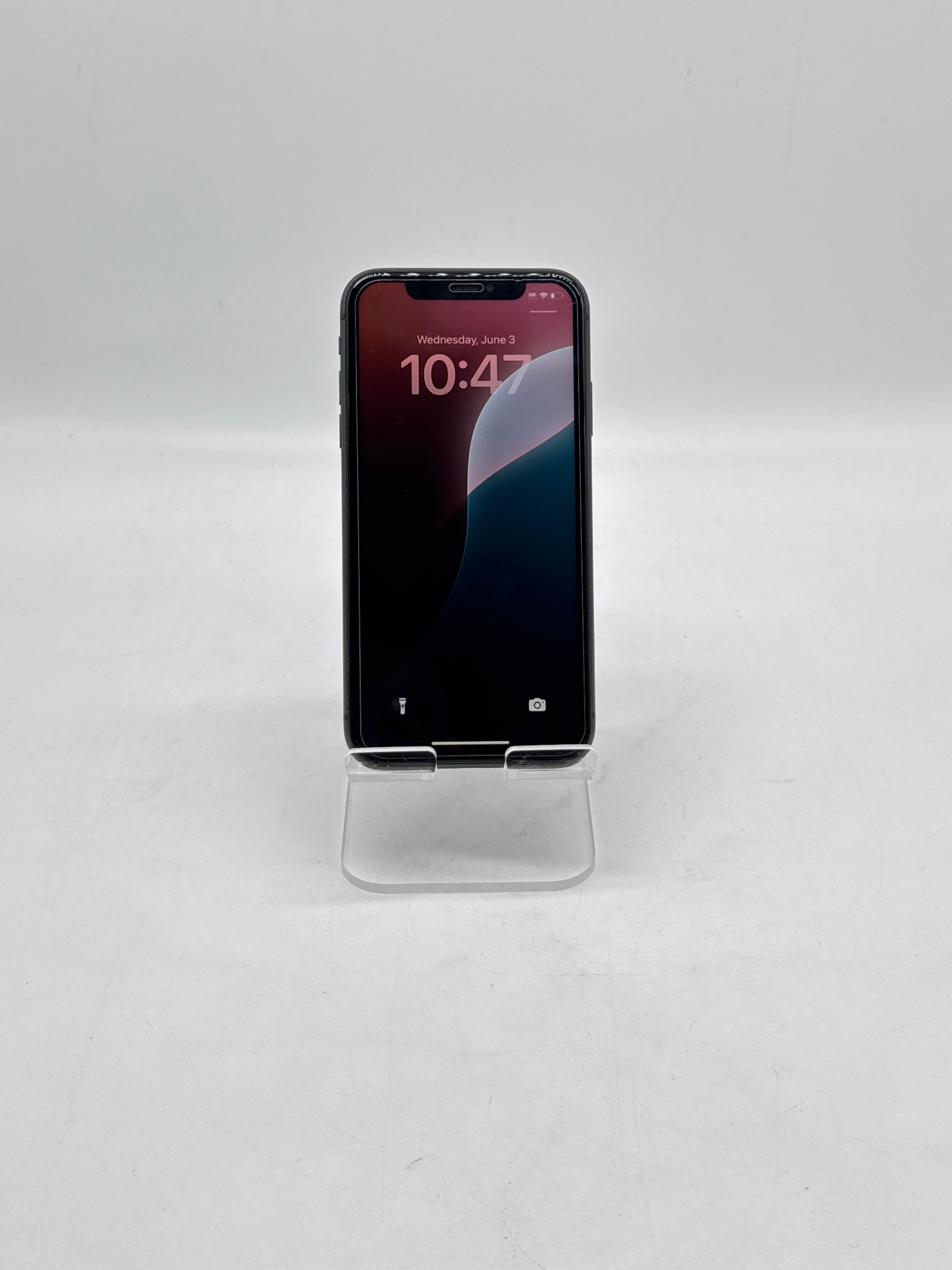 Apple iPhone 11 64GB Factory Unlocked - Cracked Back Unknown Display