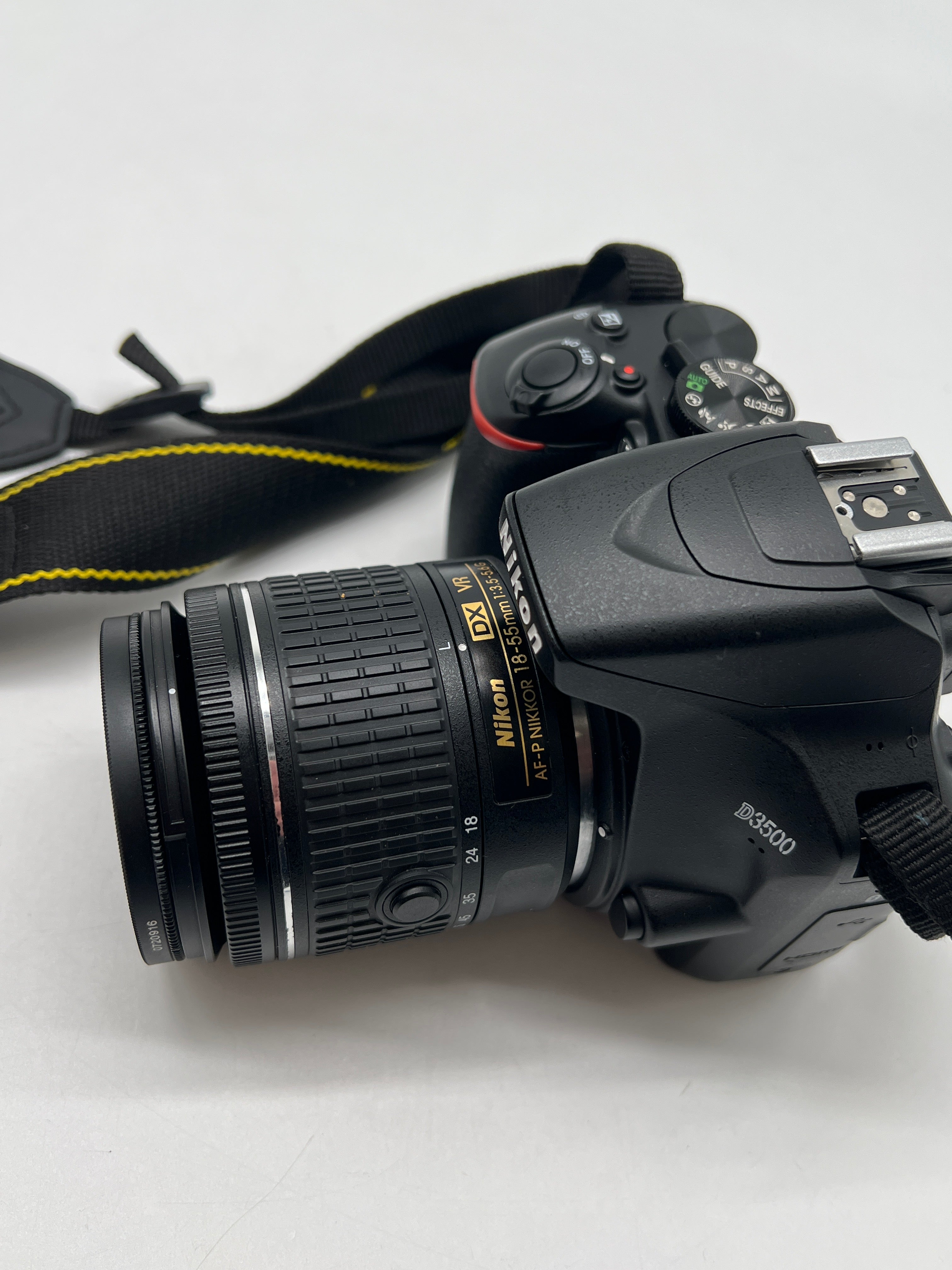 Nikon D3500 24.2MP with 18-55mm VR Lens DSLR Camera - Used