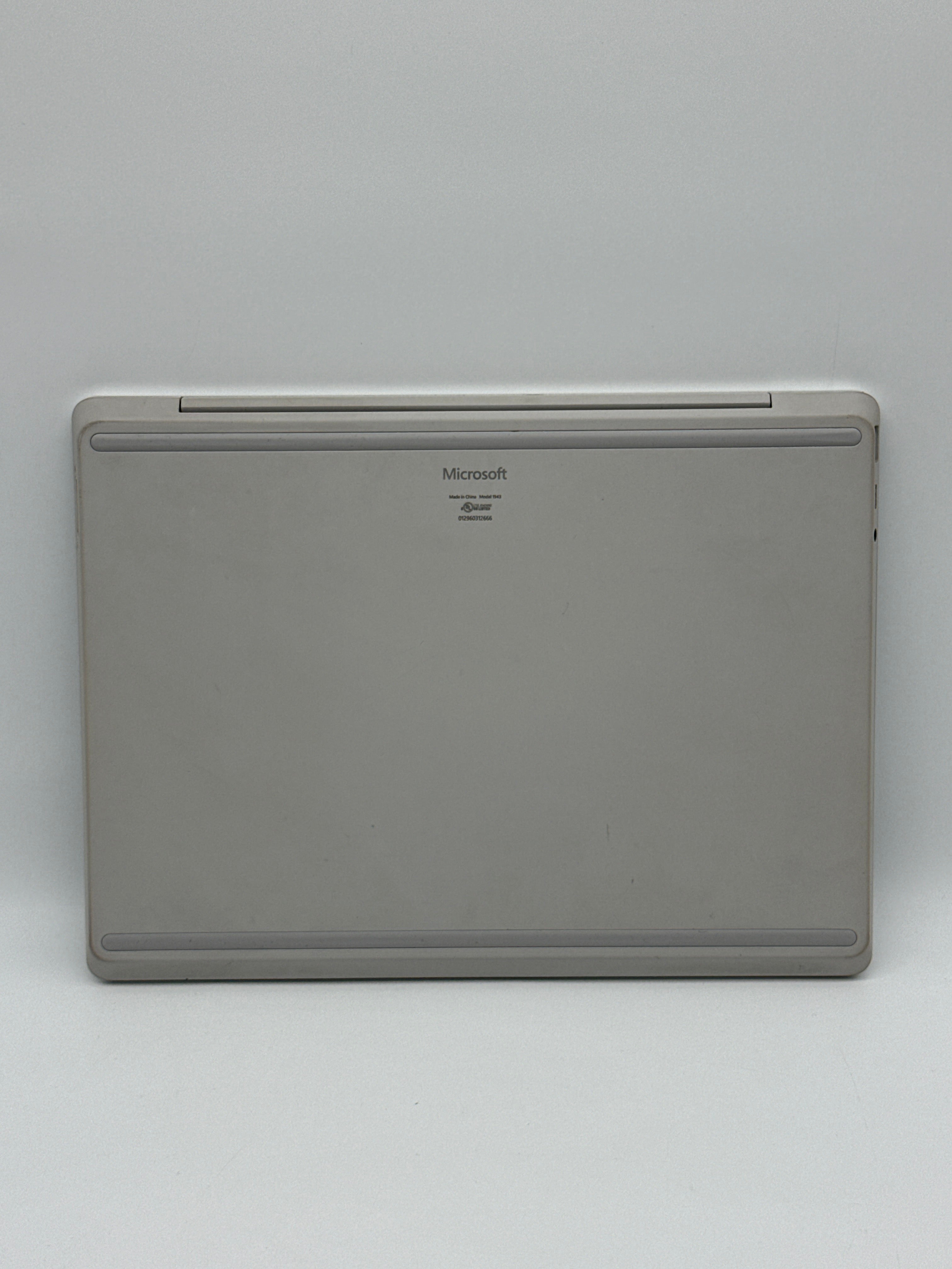 Microsoft Surface Laptop Go i5-1035G1 8GB RAM 128GB SSD