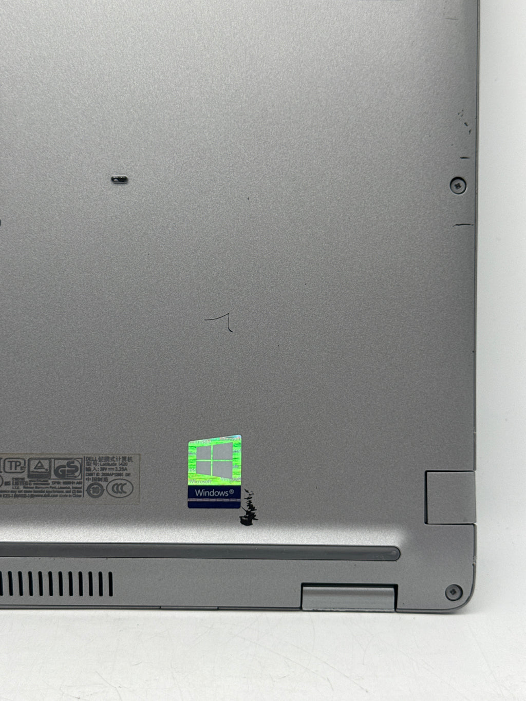 Dell Latitude 5420 14" Core i5 1145G7 8GB RAM 256GB SSD - For Parts