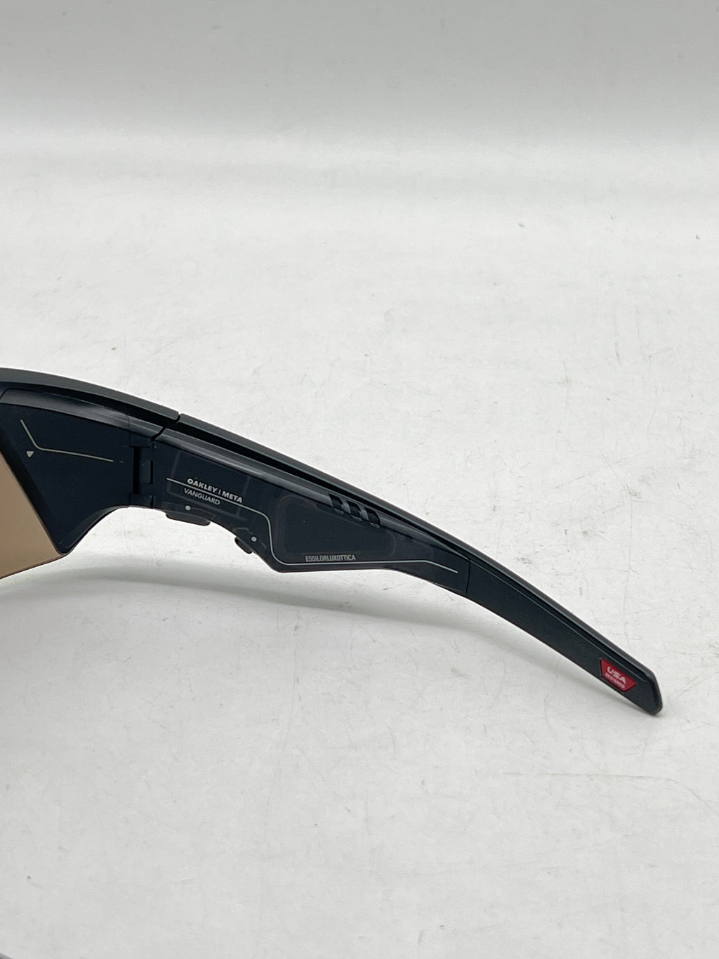 Oakley Meta Vanguard OW8001 Smart Glasses Built-In Camera Black - Used