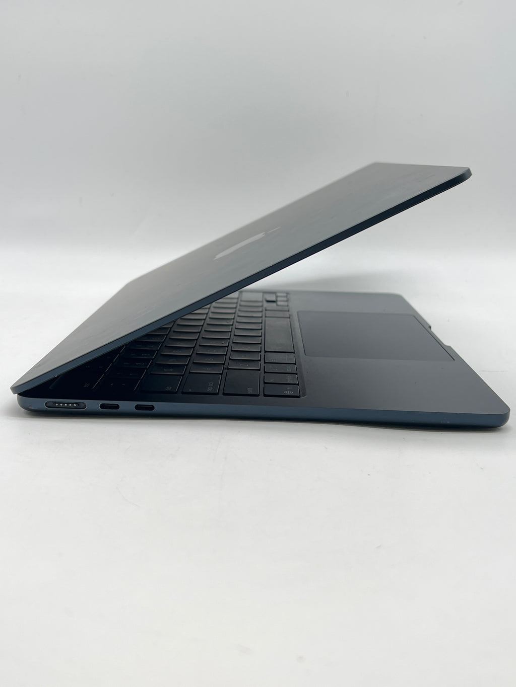 Apple MacBook Air 13" M4 2025 16GB RAM 256GB SSD - For Parts Cracked LCD
