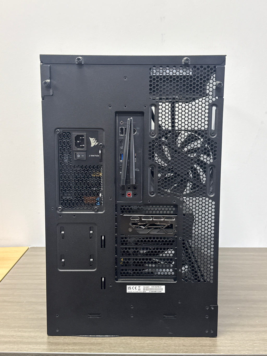 Custom Desktop PC Ryzen 7 5800XT 32GB RAM 1TB SSD RTX 5060 Ti Black - Used