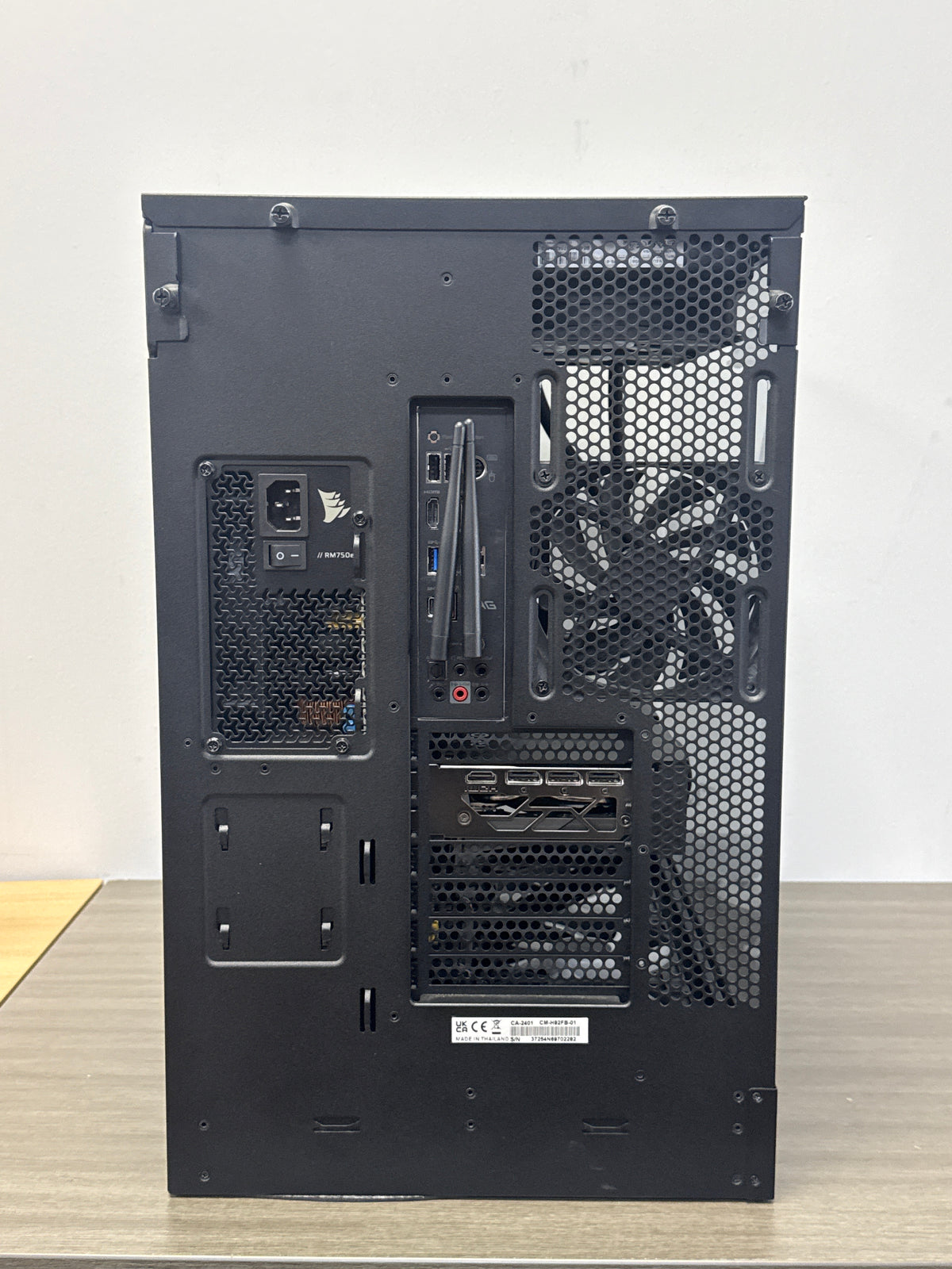 Custom Desktop PC Ryzen 7 5800XT 32GB RAM 1TB SSD RTX 5060 Ti Black - Used