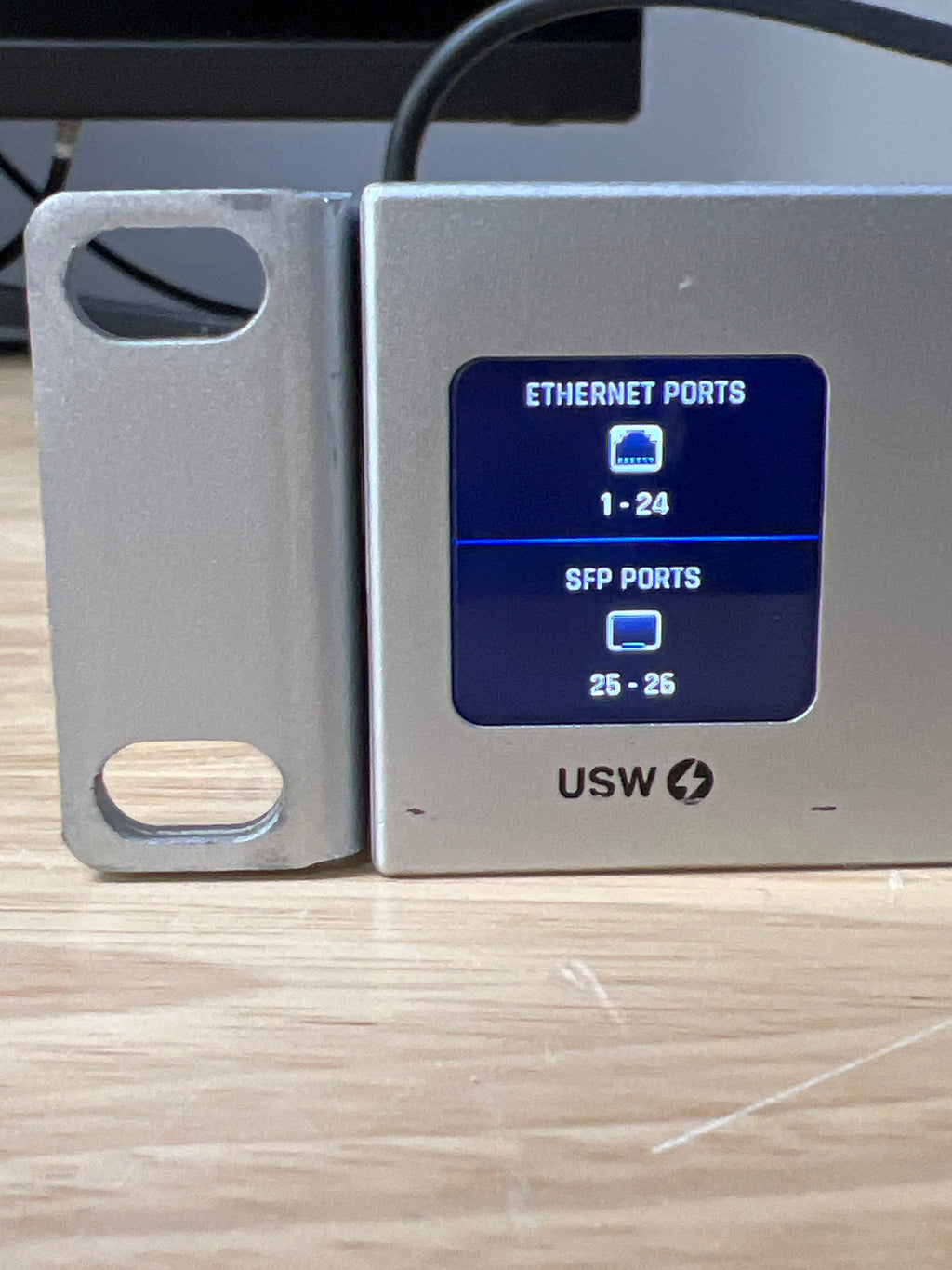 Ubiquiti UniFi USW-24-PoE Network Switch 24 Ports Managed Ethernet Silver Used