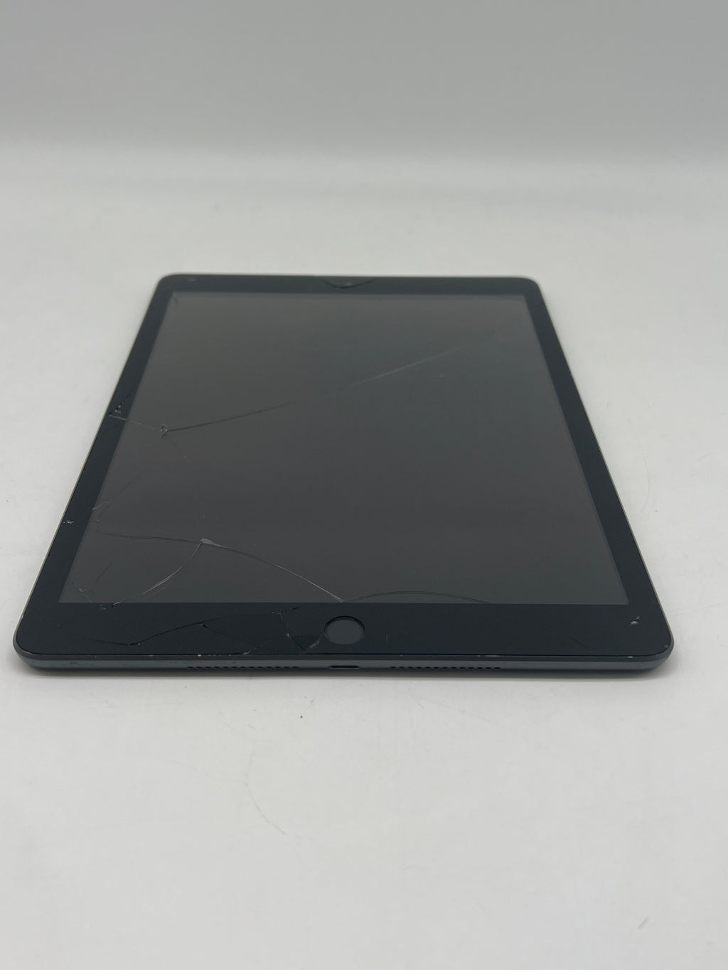 Apple iPad 9th Gen MK2K3LL/A 64GB Wi Fi - Cracked Screen