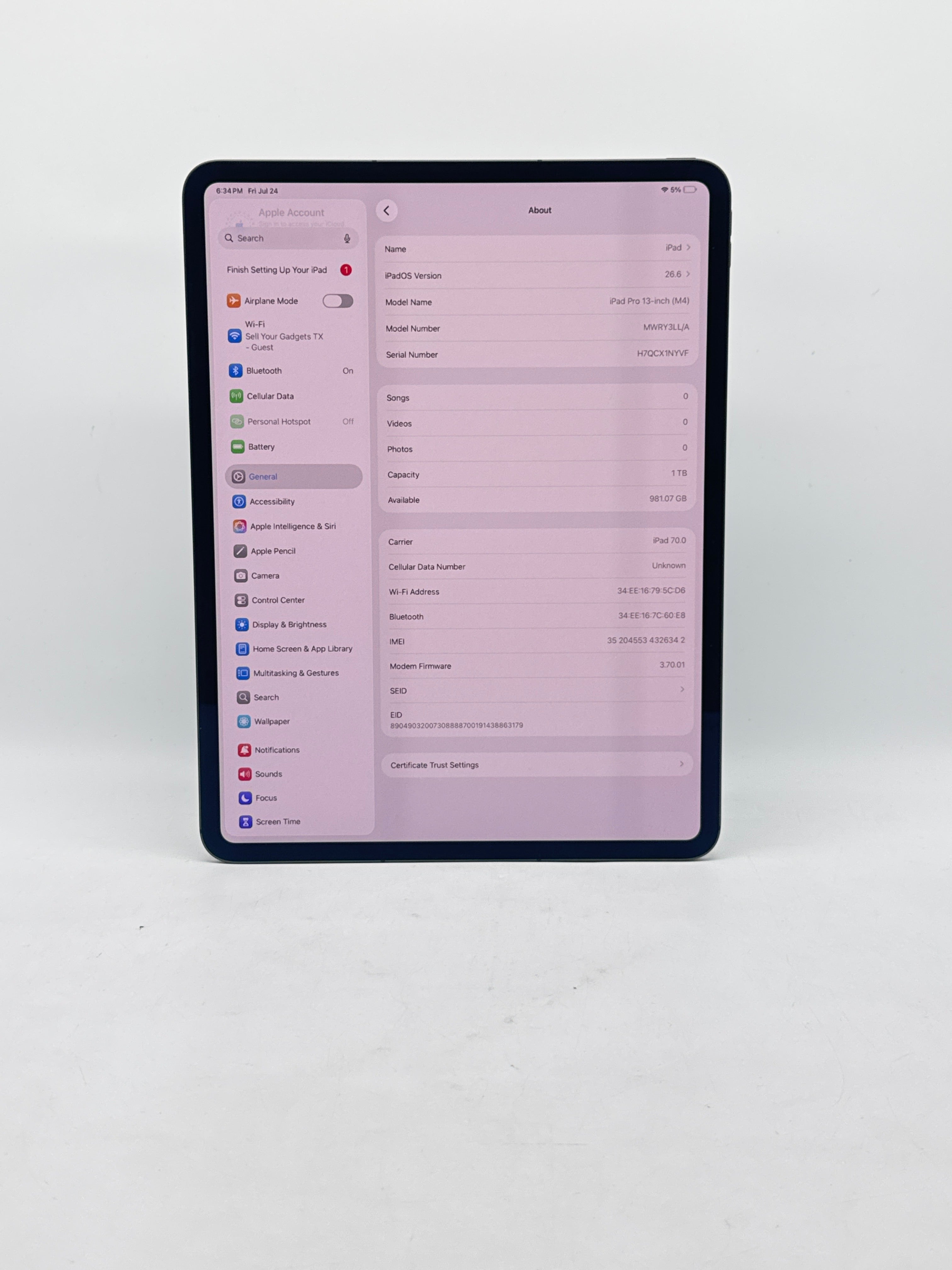 Apple iPad Pro 13" M4 A2926 1TB Wi-Fi + Cell Unlocked - Used