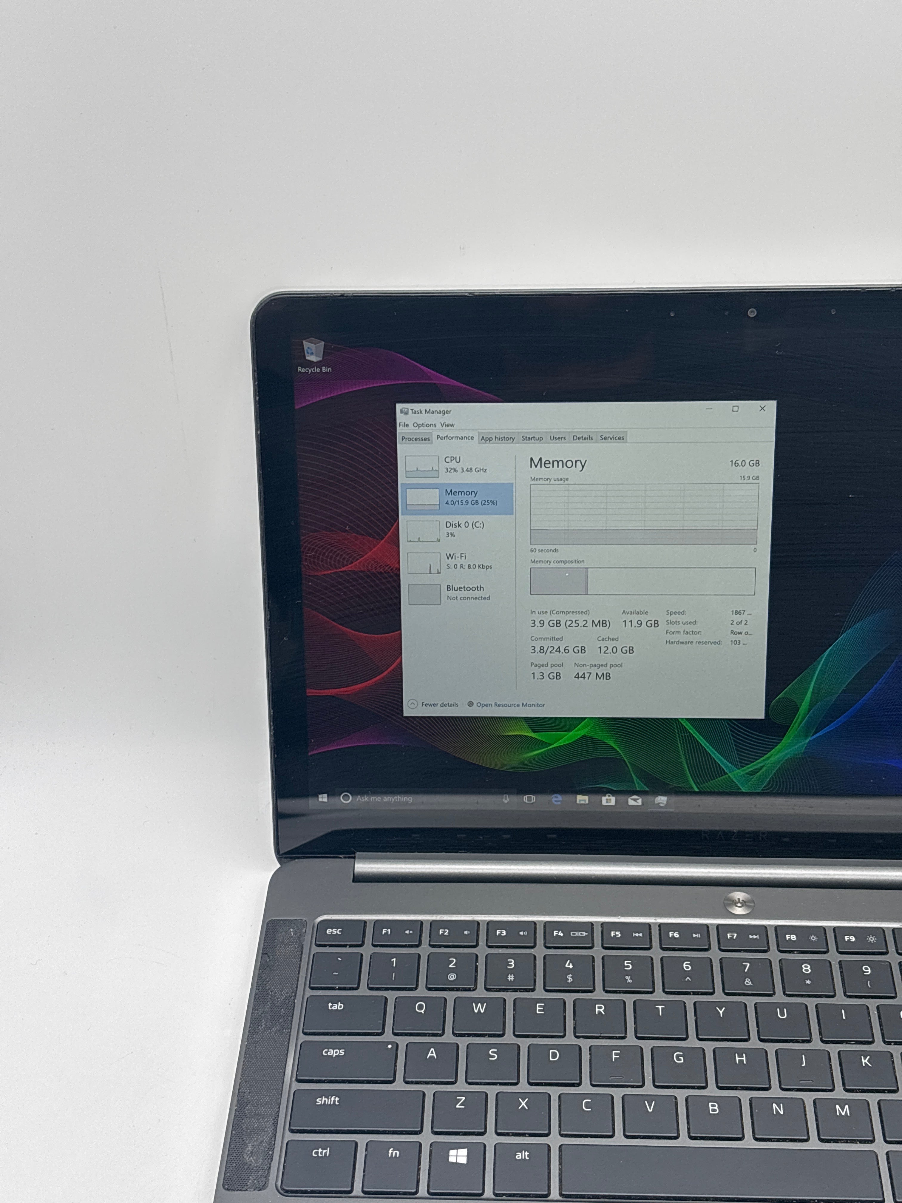 Razer Blade RZ09-0196 i7-7500U 16GB RAM 512GB SSD