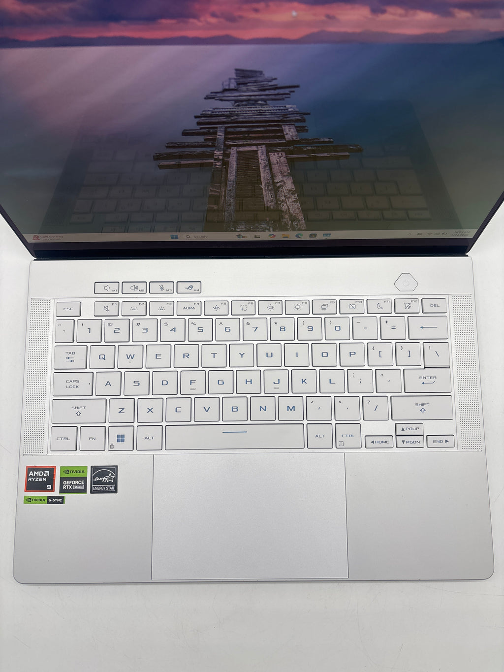 ASUS ROG GA403U AMD Ryzen 9 8945HS 32GB RAM 1TB SSD