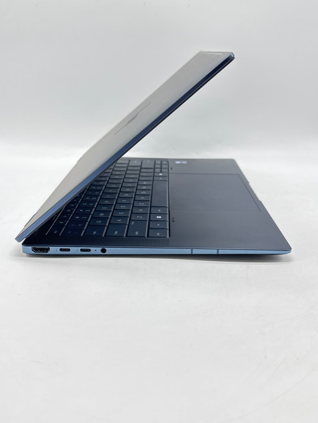 HP EliteBook X Flip G2i Ultra 7 366H 32GB 450GB SSD 14in Laptop - For Parts