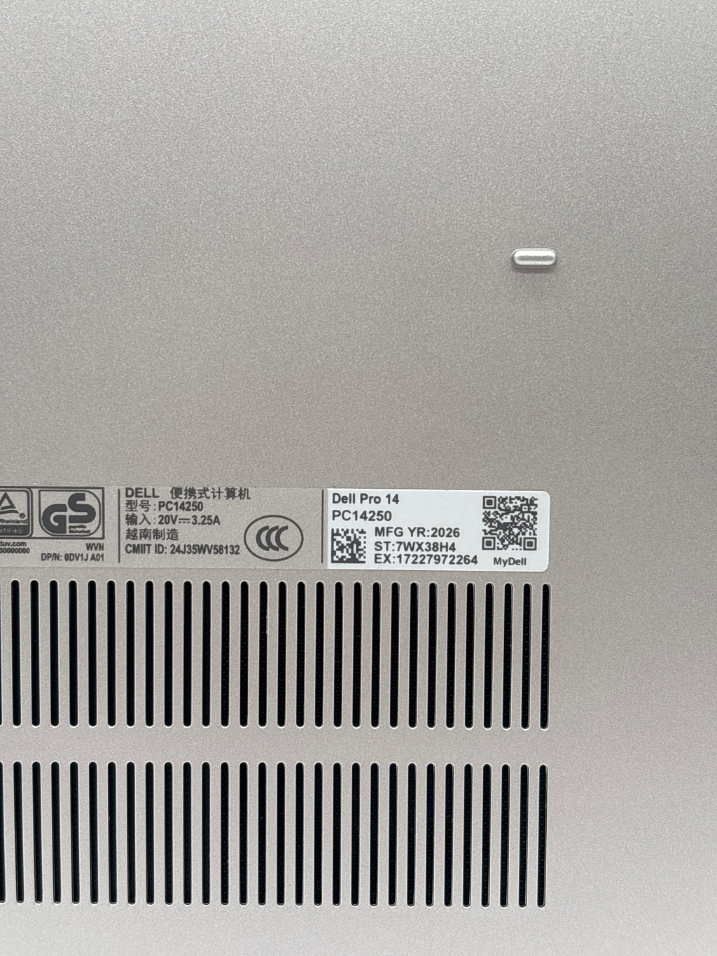 Dell Pro 14 PC14250 Ultra 5 235U 16GB RAM 512GB SSD - For Parts (Read DESC)