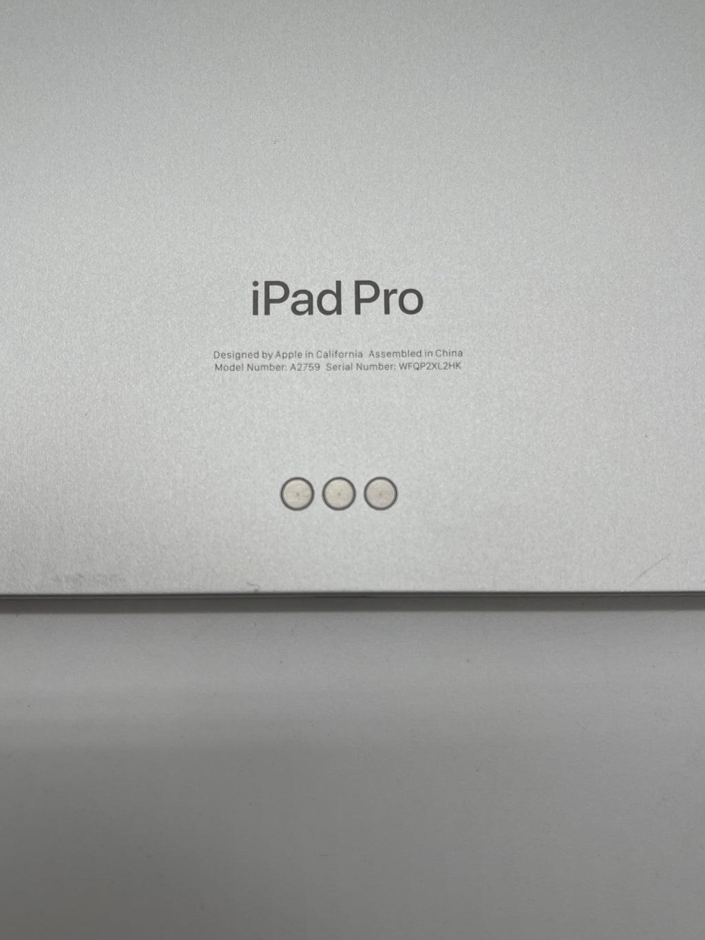 Apple iPad Pro 11 inch 4th Gen A2759 128GB WiFi Only Silver Used