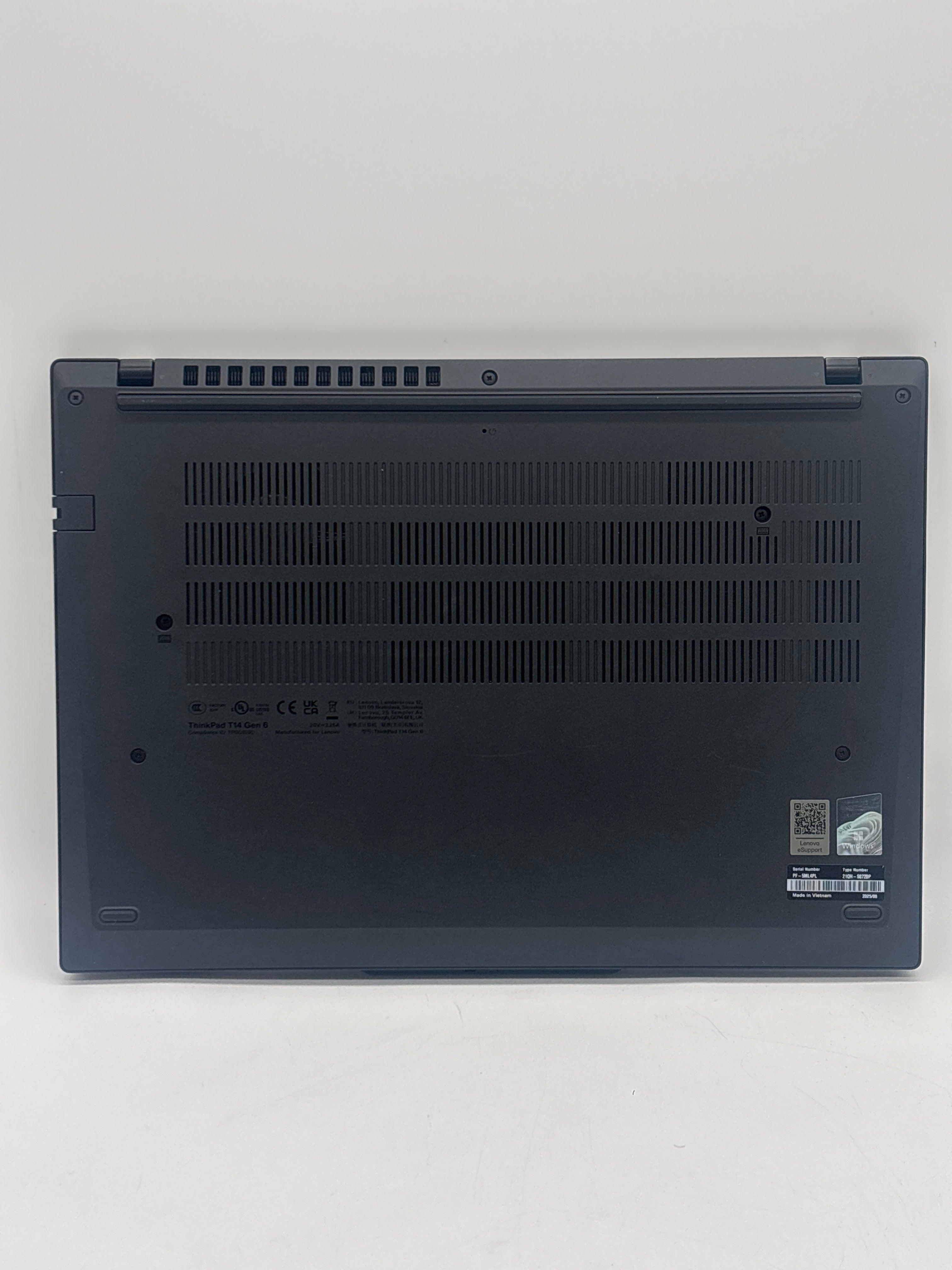 Lenovo ThinkPad T14 Gen 6 Ultra 7 268V 32 GB RAM 512 GB SSD - For Parts (Read DESC)