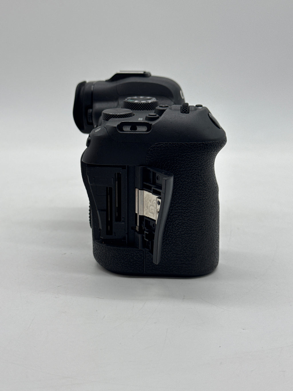Canon EOS R6 Mirrorless Body Only Black - Used