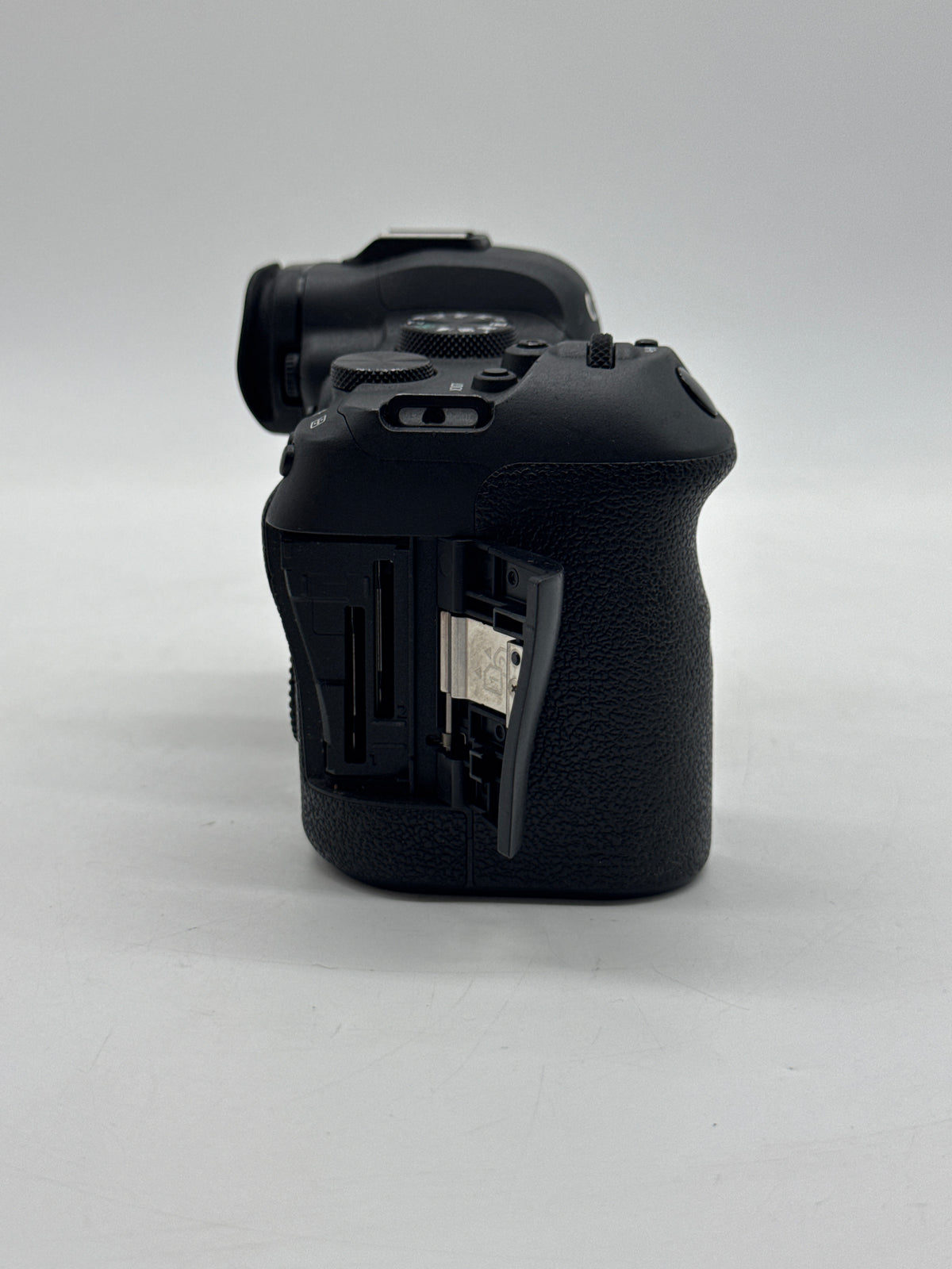 Canon EOS R6 Mirrorless Body Only Black - Used