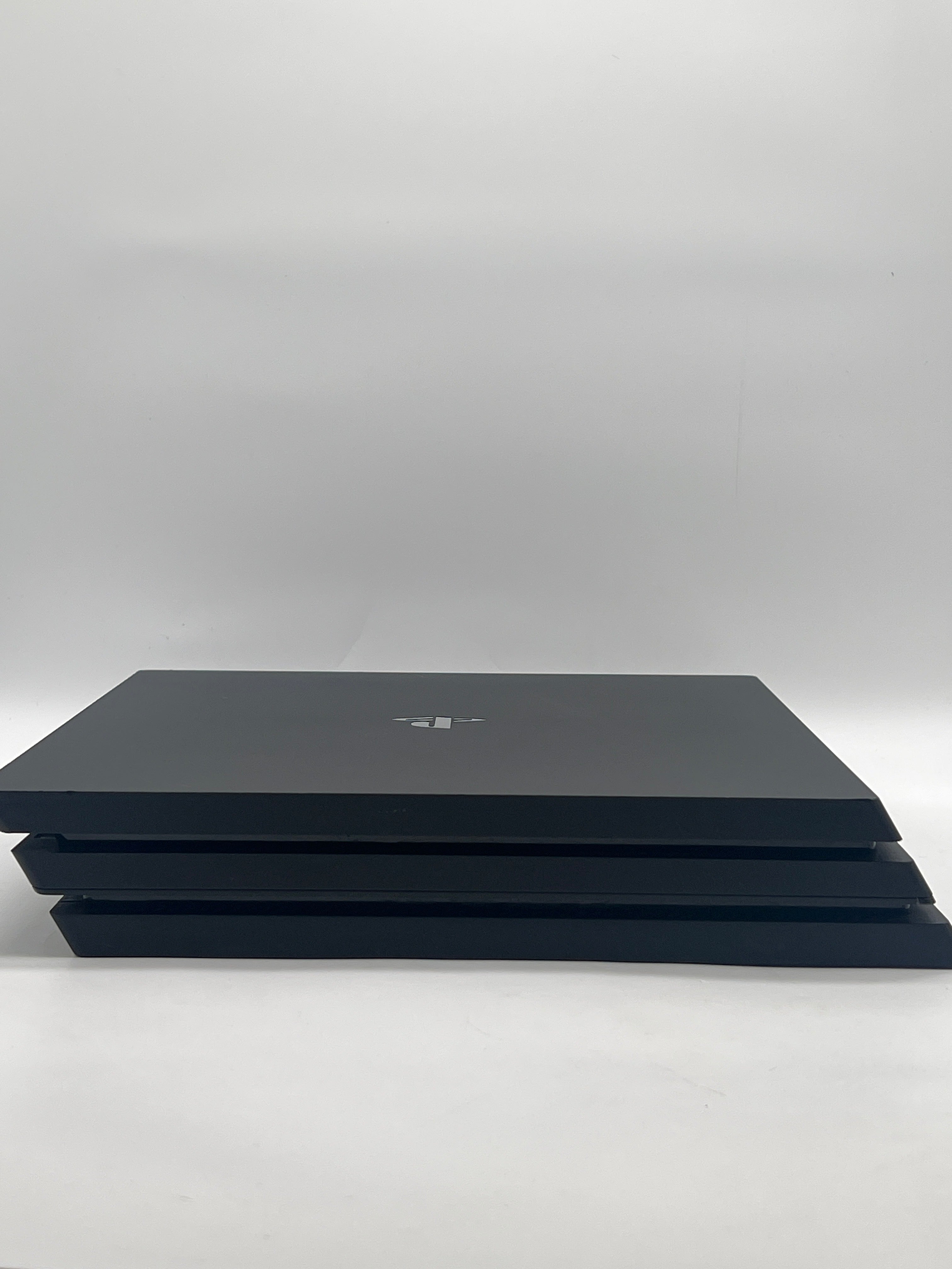 Sony PlayStation 4 Pro Used CUH-7015B 1TB Black Home Console 4K UHD