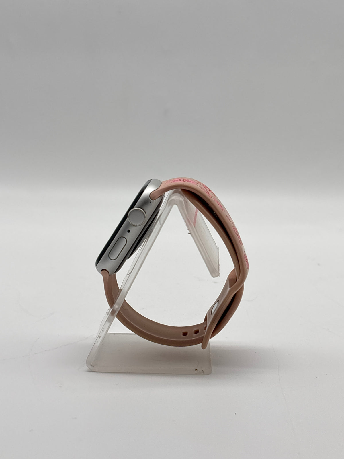 Apple Watch SE 1st Gen A2352 44mm GPS Silver Aluminum 32GB - Used