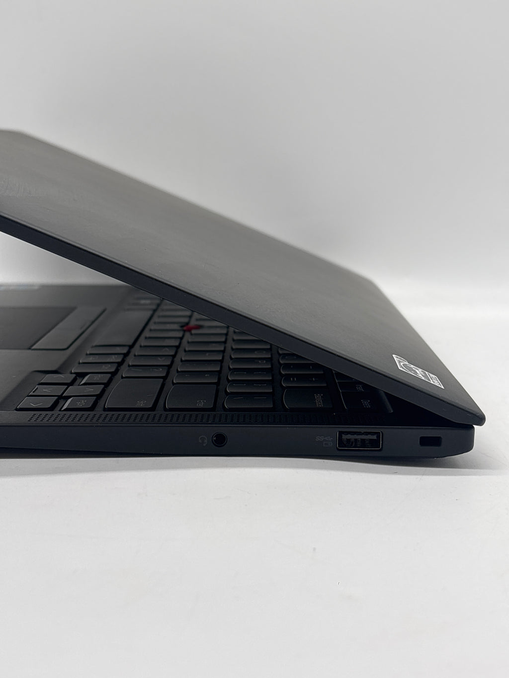 Lenovo ThinkPad X1 Carbon Gen 9 14" i5-1145G7 32GB RAM 256GB SSD - Used