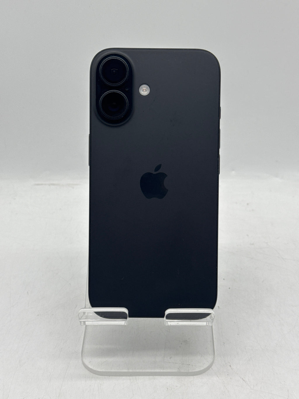 Apple iPhone 16 6.1" 128GB Black - AT&T Locked
