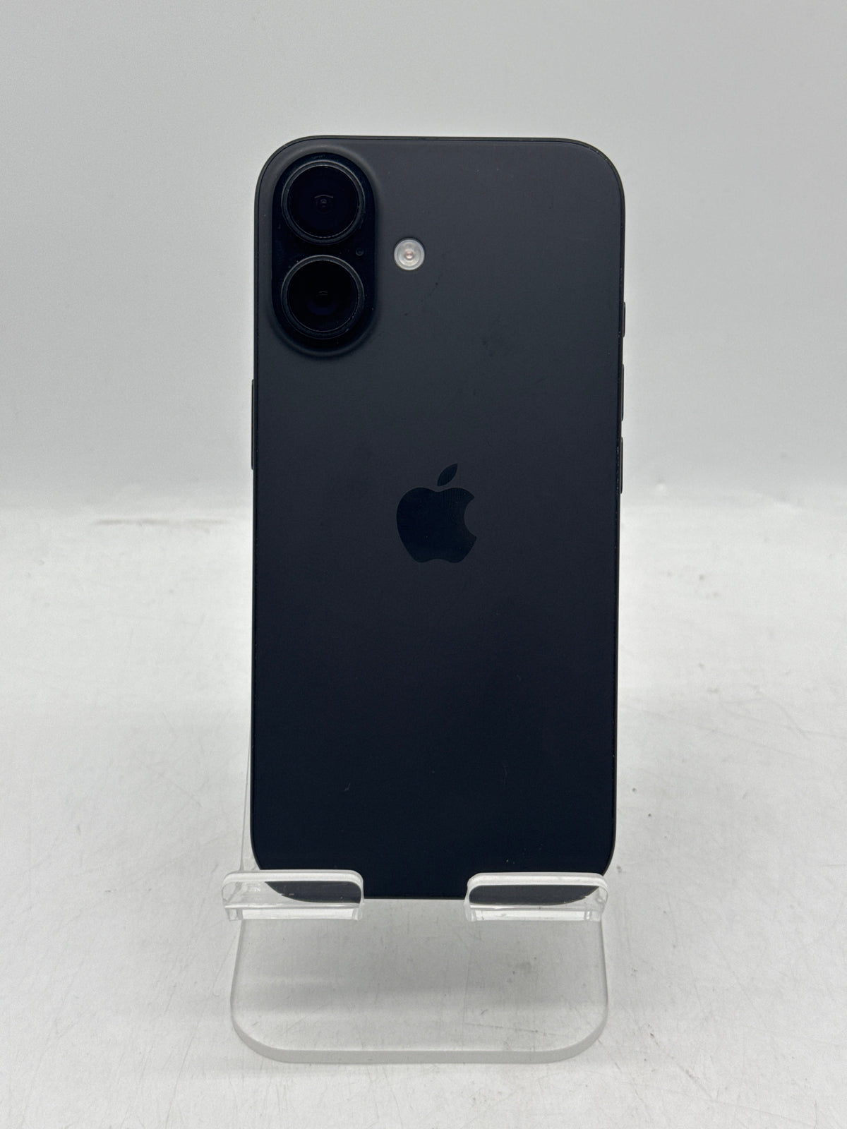 Apple iPhone 16 6.1" 128GB Black - AT&T Locked