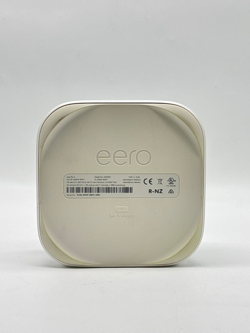 eero Pro 6 Tri-Band Mesh Wi-Fi 6 Router K010001 Bluetooth 5.0 Zigbee Hub - Used