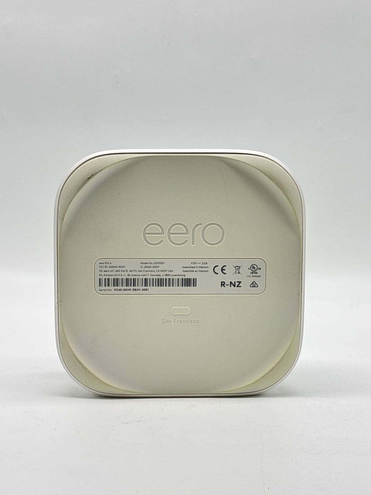 eero Pro 6 Tri-Band Mesh Wi-Fi 6 Router K010001 Bluetooth 5.0 Zigbee Hub - Used