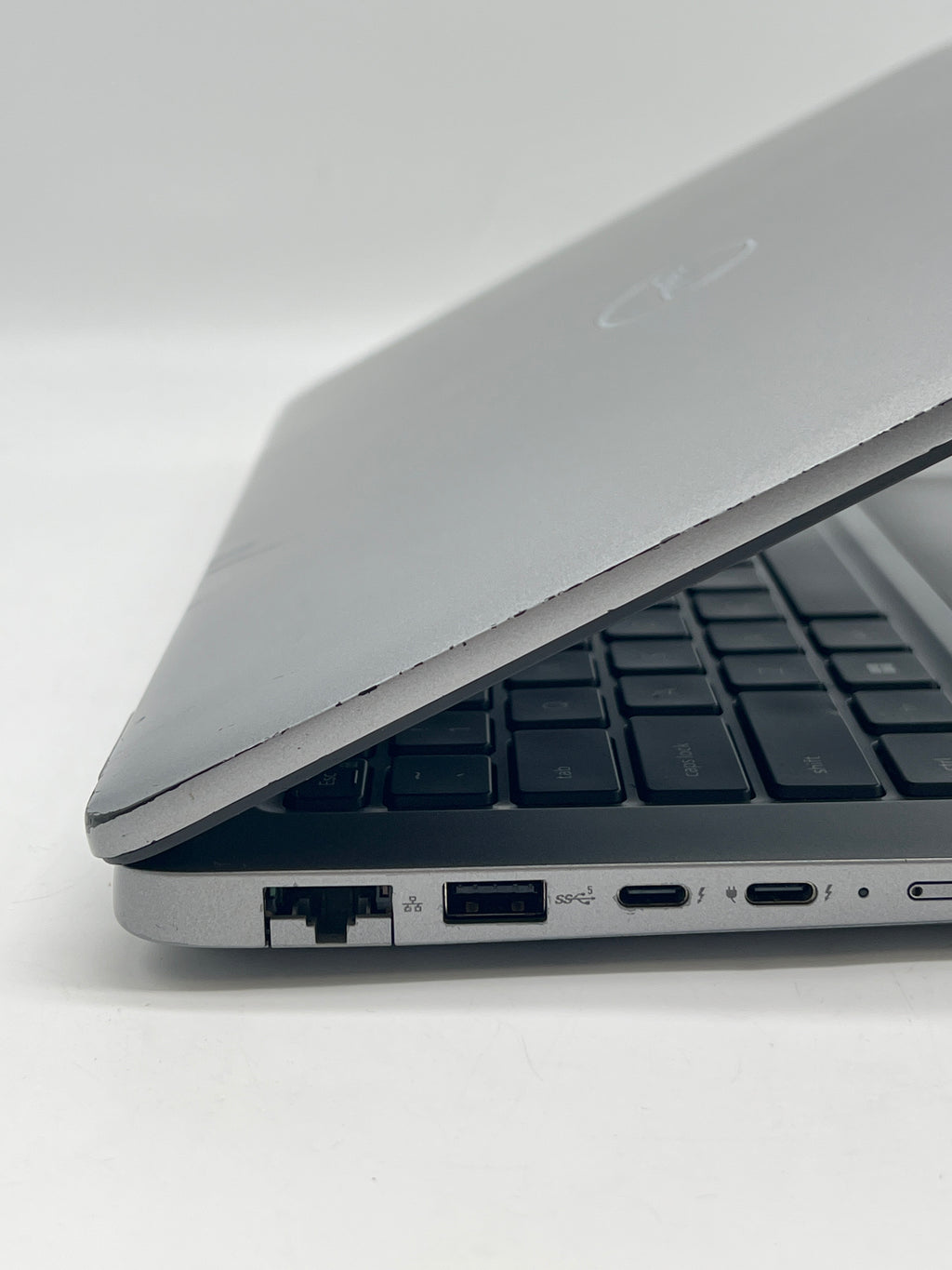 Dell Latitude 5450 14" Ultra 5 135U 16GB 256GB SSD - Used