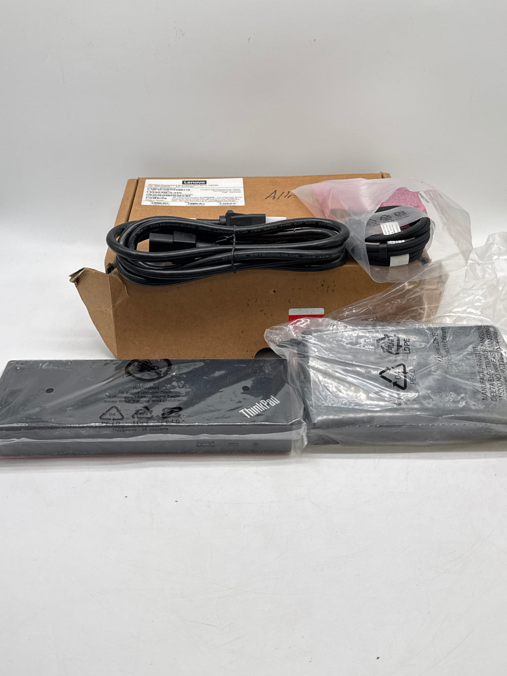 Lenovo ThinkPad Thunderbolt 3 Gen 2 Docking Station - Open Box