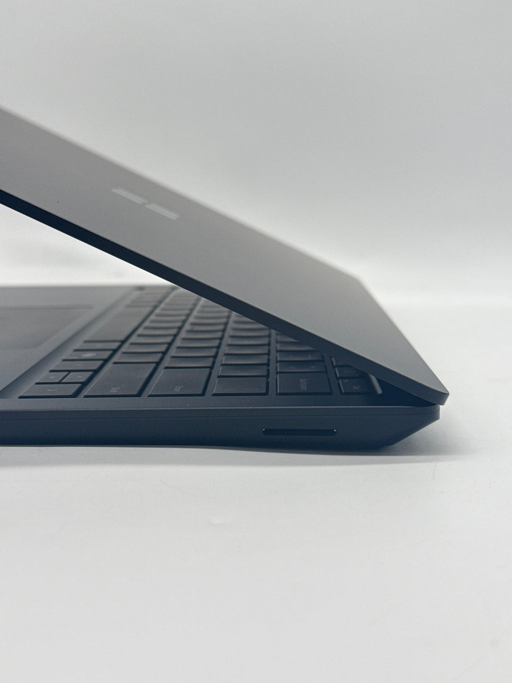 Microsoft Surface Laptop 6 Business Ultra 7 165H 16GB RAM 256GB SSD