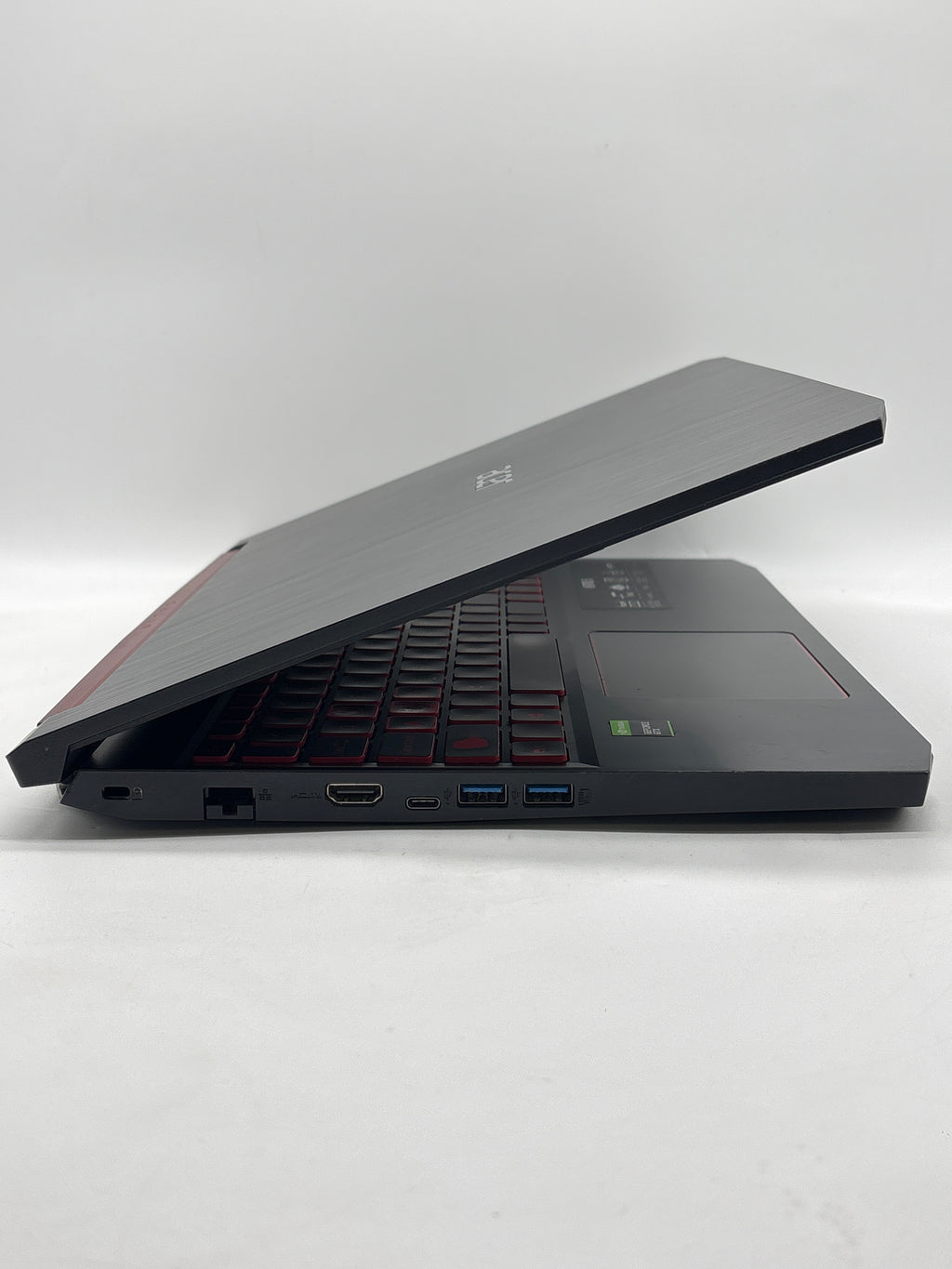 Acer Acer Nitro 5 N18C3 i5-9300H 8GB RAM 512GB SSD GTX 1650 - Bad Battery