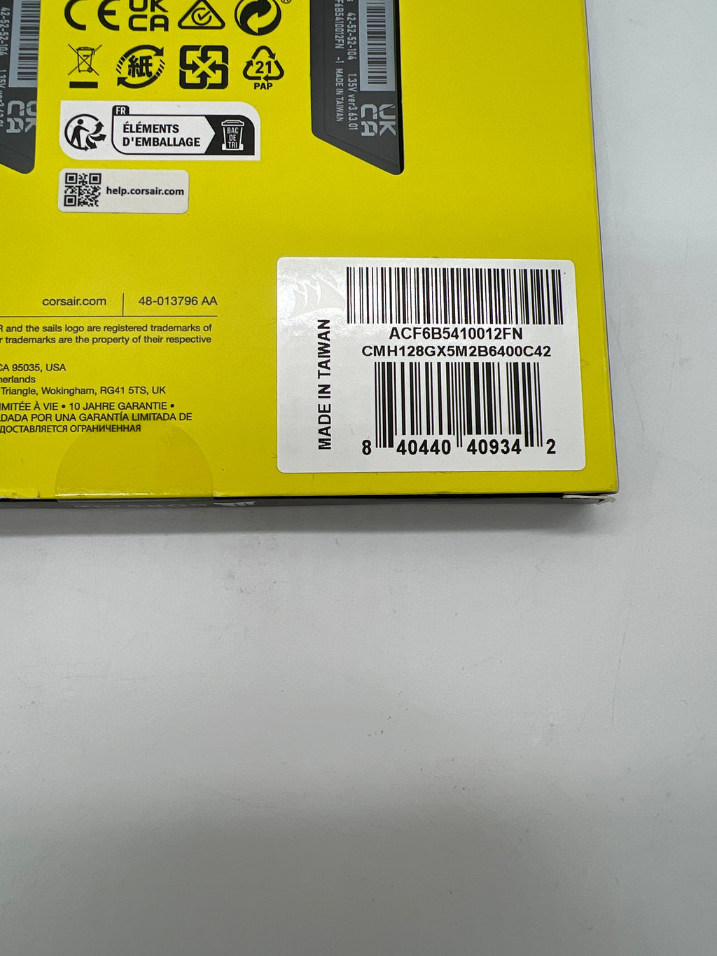 Corsair Vengeance RGB DDR5 128GB (64GBx2) 6400MHz DIMM CMH128GX5M2B6400C42