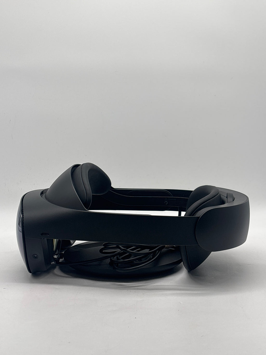 Meta Quest Pro 256GB Standalone All-in-One VR Headset - Used