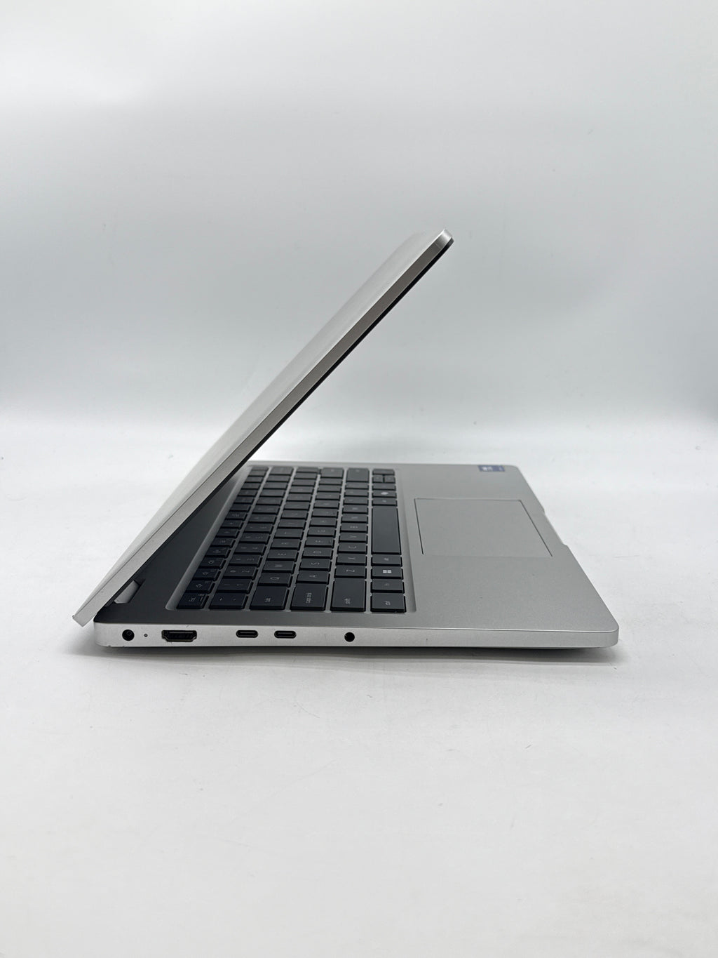 Dell Pro 14 PC14250 14" Core Ultra 5 235U 32GB RAM 256GB SSD - Used