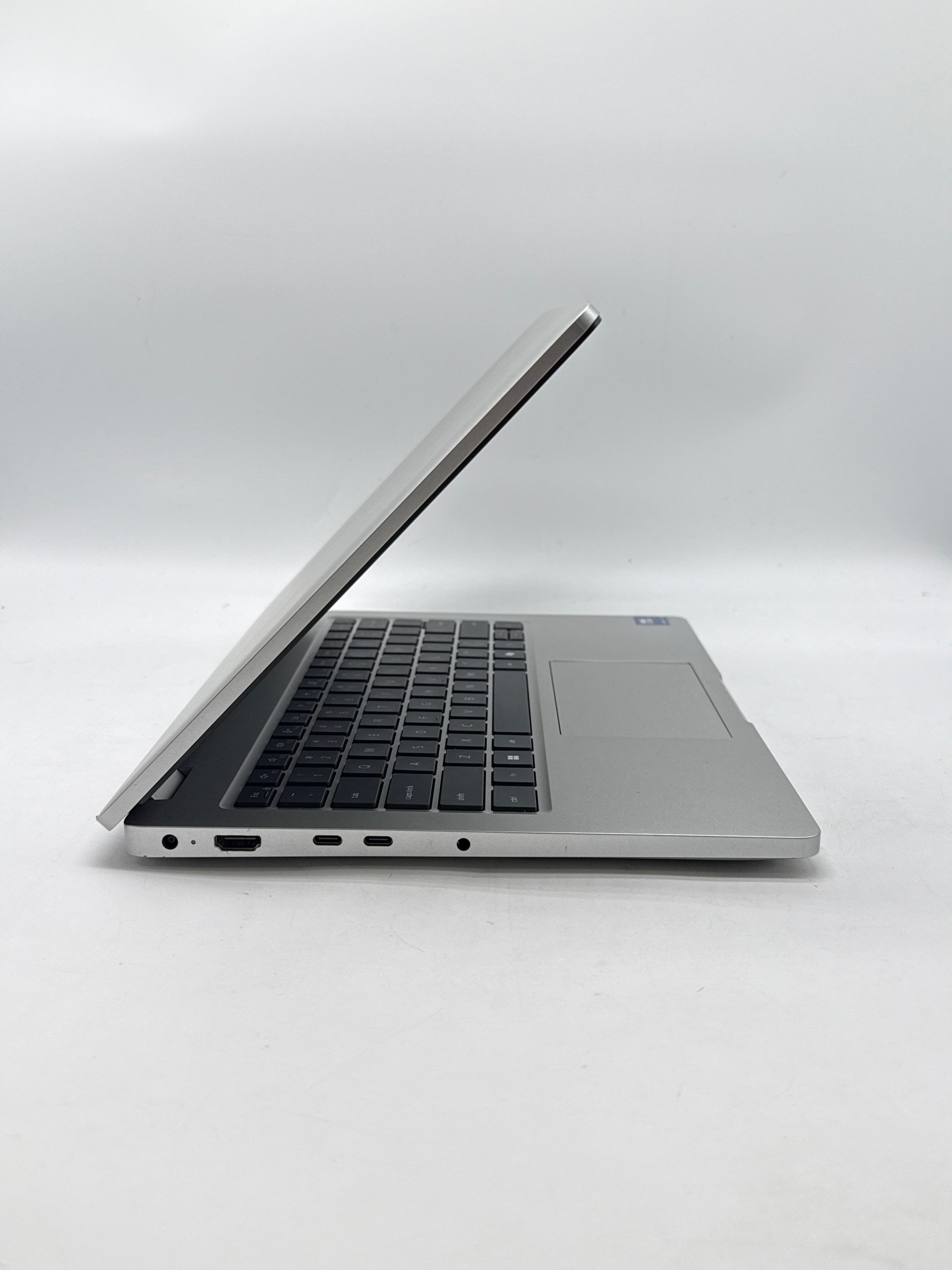 Dell Pro 14 PC14250 14" Core Ultra 5 235U 32GB RAM 256GB SSD - Used