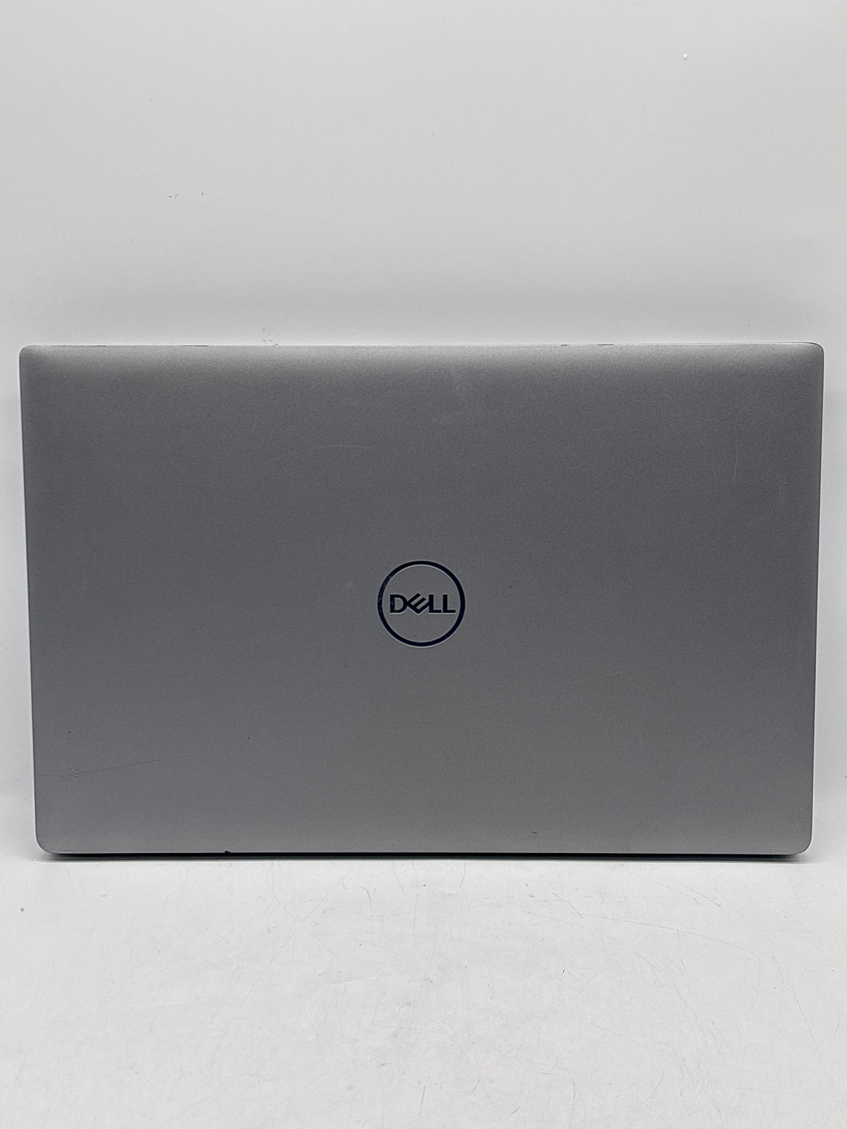 Dell Latitude 5520 15.6" Intel Core i5-1145G7 16GB RAM 256GB SSD Gray - READ