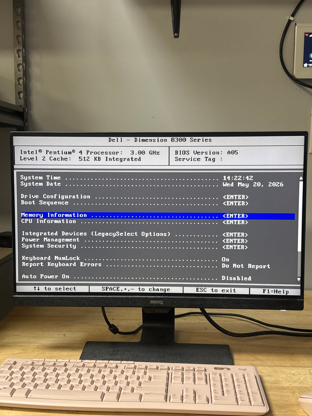 Dell Dimension 8300 Tower Desktop Intel Pentium 4 3GHz 256MB RAM No HDD No OS