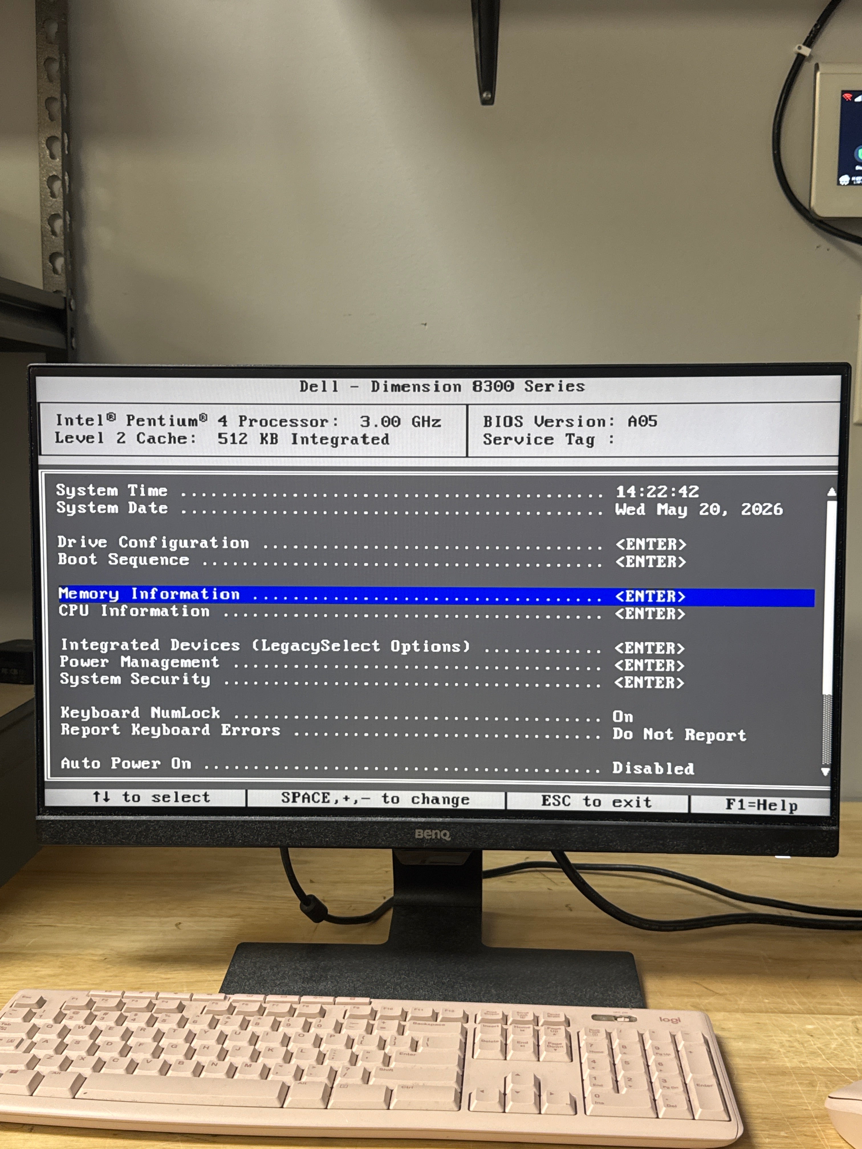 Dell Dimension 8300 Tower Desktop Intel Pentium 4 3GHz 256MB RAM No HDD No OS