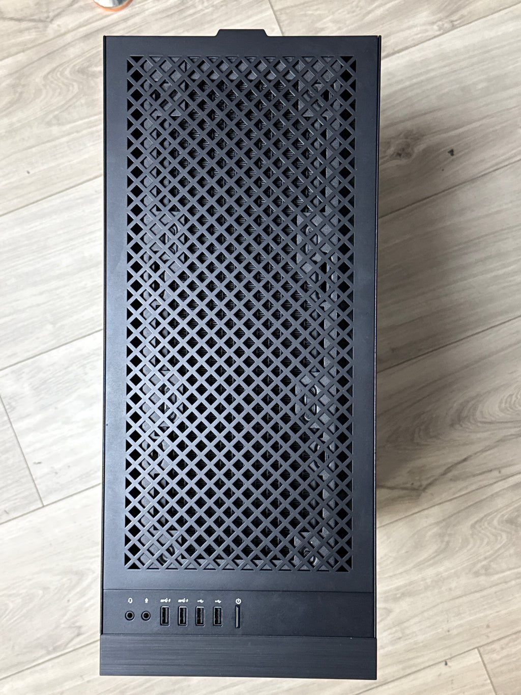 HP Omen 45L Ryzen 9 7900X 64GB RAM 4TB HDD + 4TB SSD RTX 4090 (24GB)