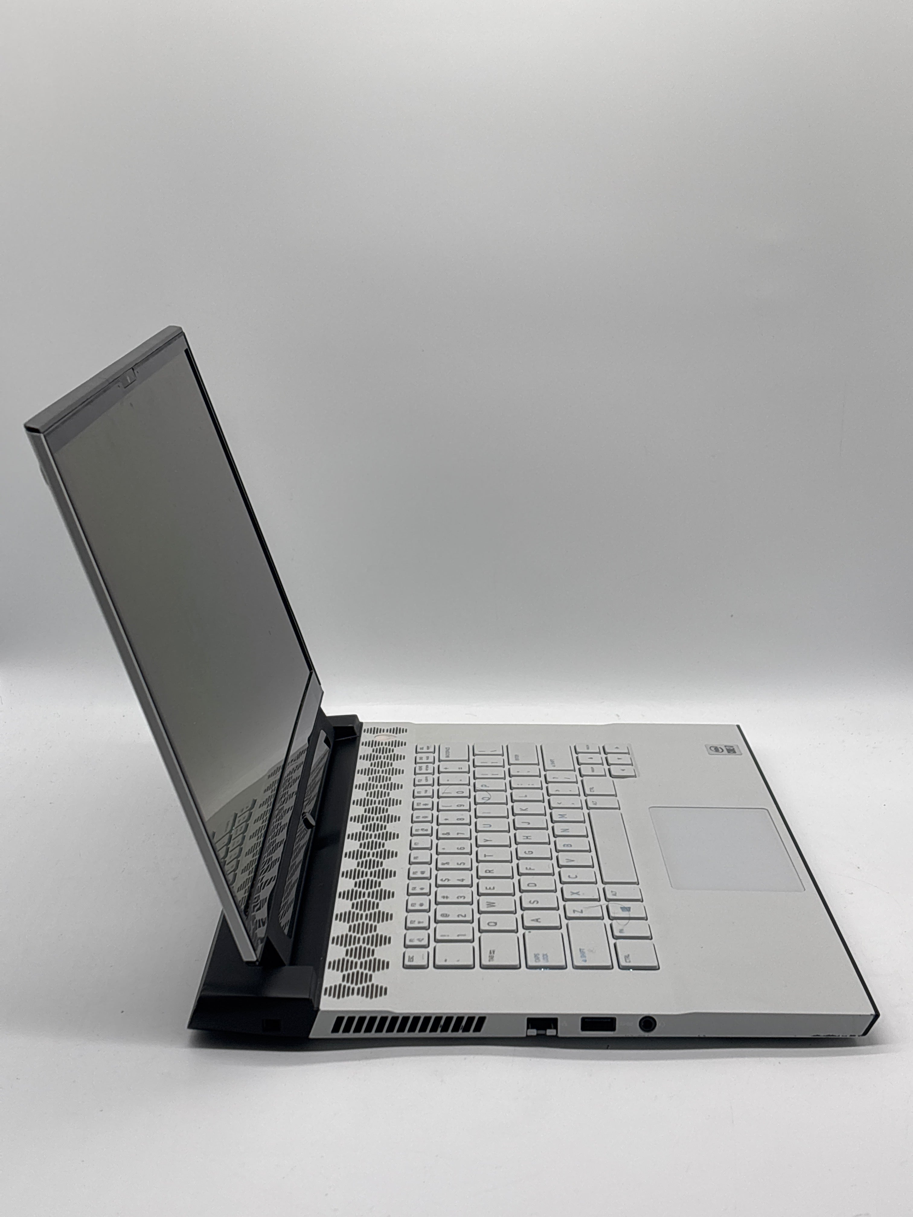 Dell Alienware M15 R3 15 inch Intel i7 10th Gen 32GB RAM 1TB SSD RTX 2070 Super