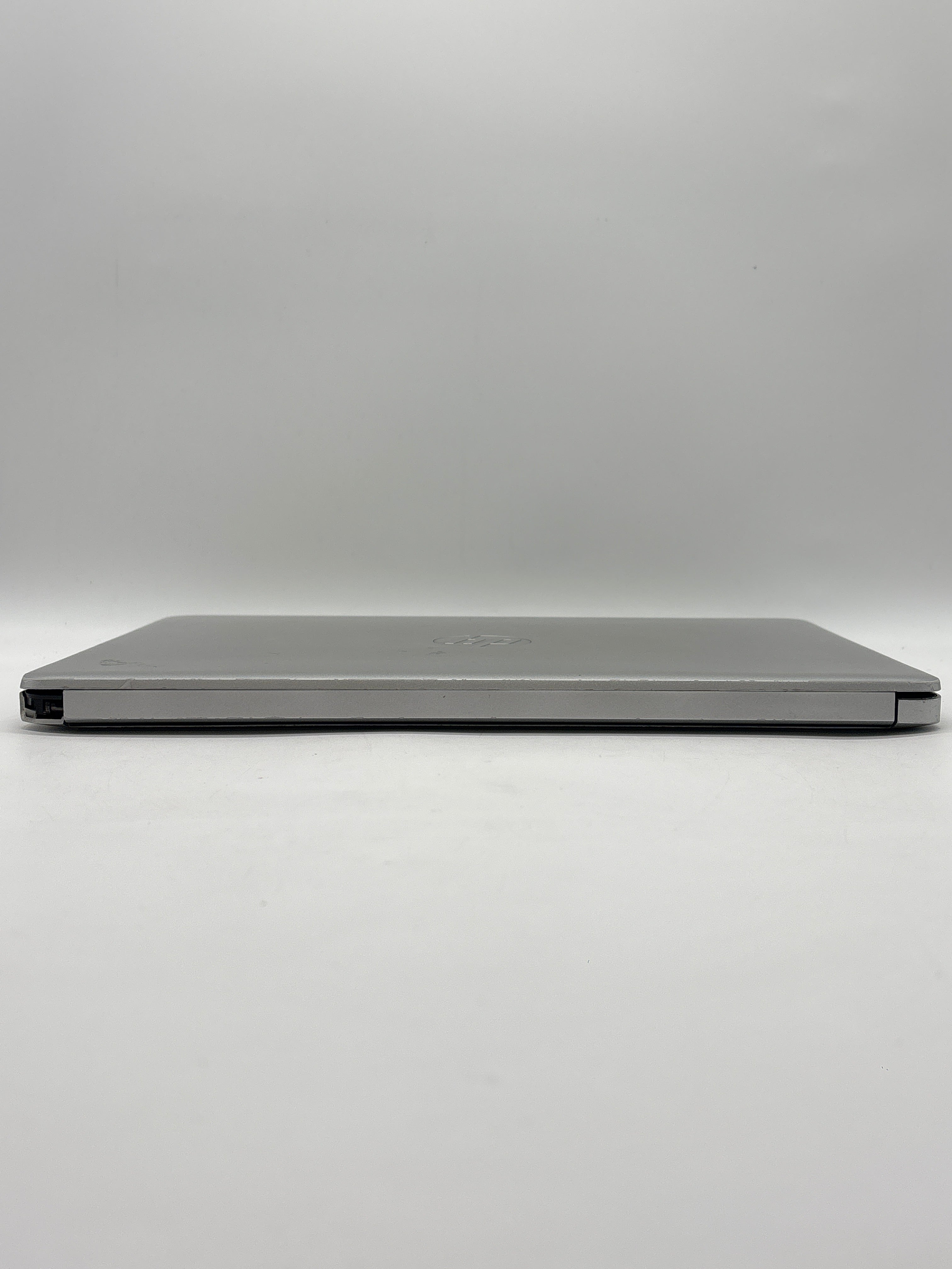 HP 14-dk0736ms AMD Ryzen 3 3200U 8GB RAM 256GB SSD - For Parts (Read DESC)