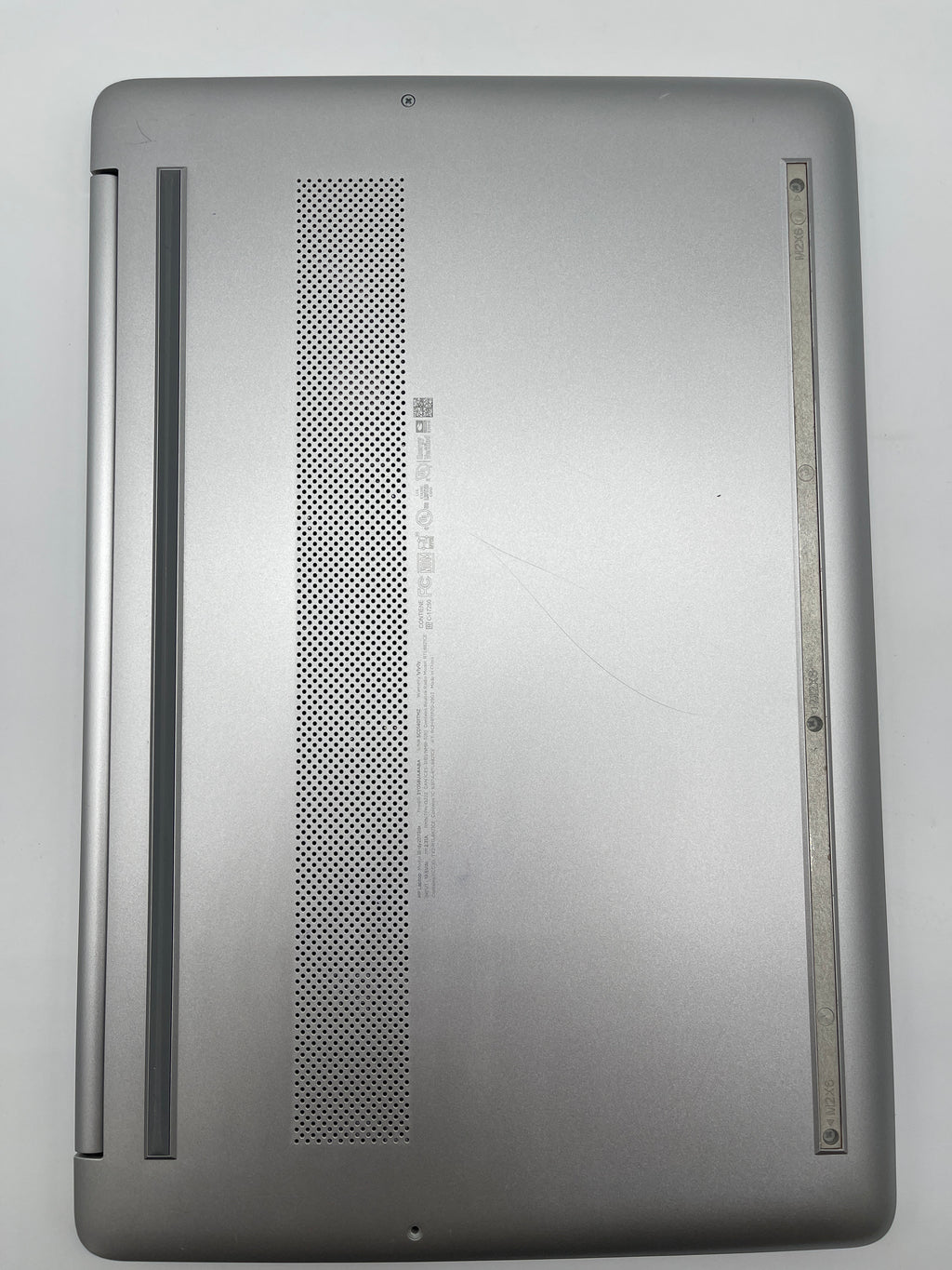 HP 15-dy2073dx 13-inch Core i7 10th Gen 16GB RAM 256GB Silver Laptop