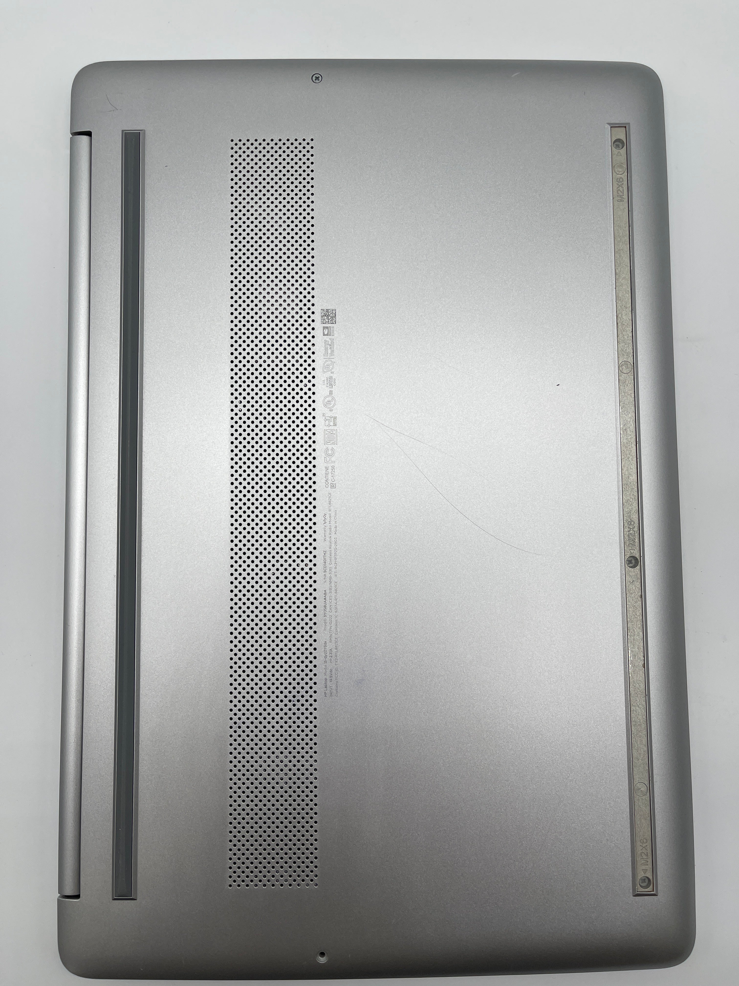 HP 15-dy2073dx 13-inch Core i7 10th Gen 16GB RAM 256GB Silver Laptop