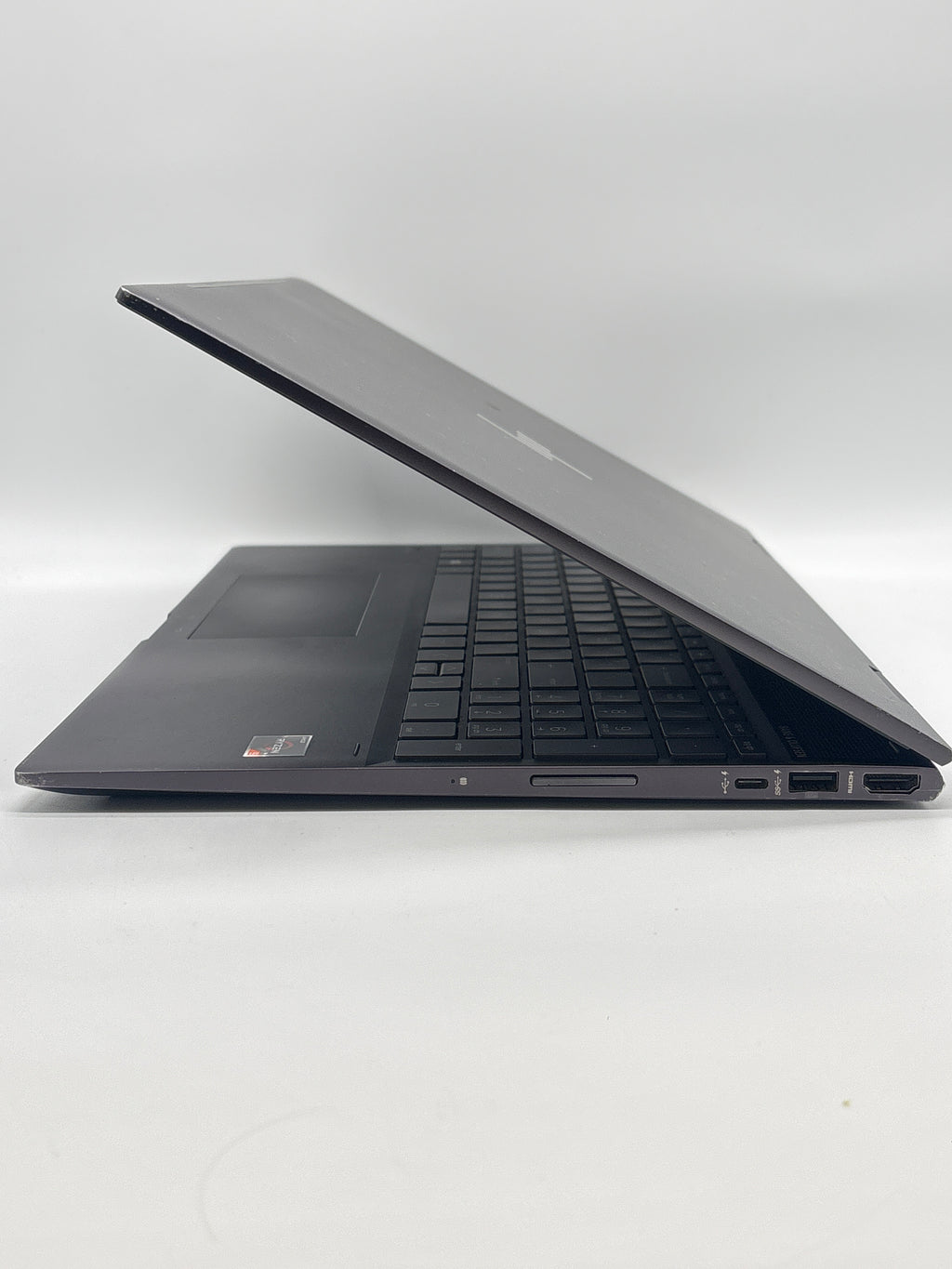 HP 15M-CP0011DX AMD Ryzen 5 8GB RAM 128GB SSD Purple