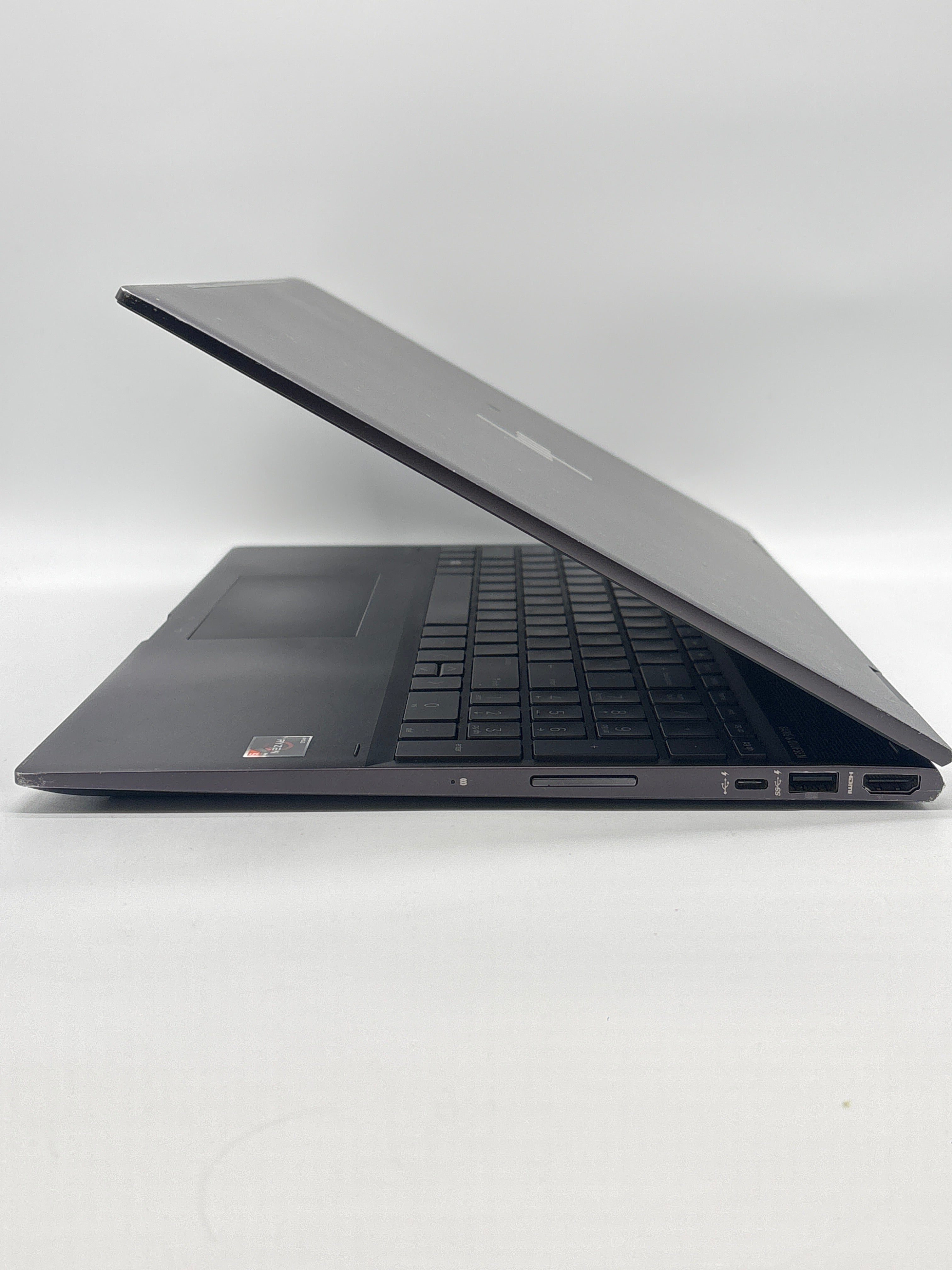 HP 15M-CP0011DX AMD Ryzen 5 8GB RAM 128GB SSD Purple