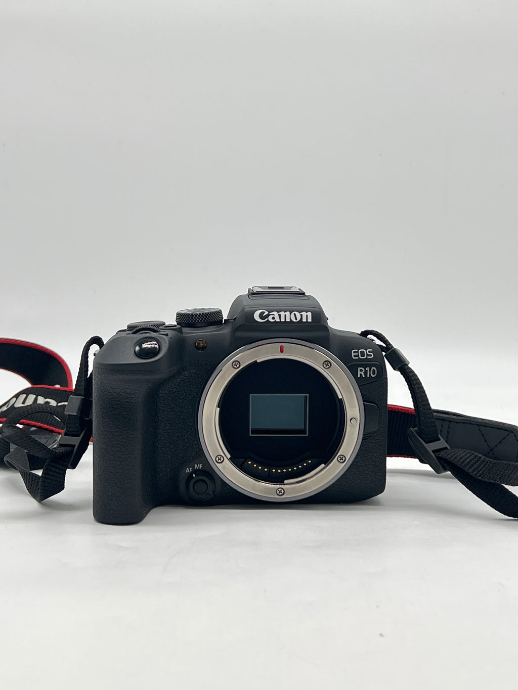 Canon EOS R10 Mirrorless Digital Camera Body Only Black - READ