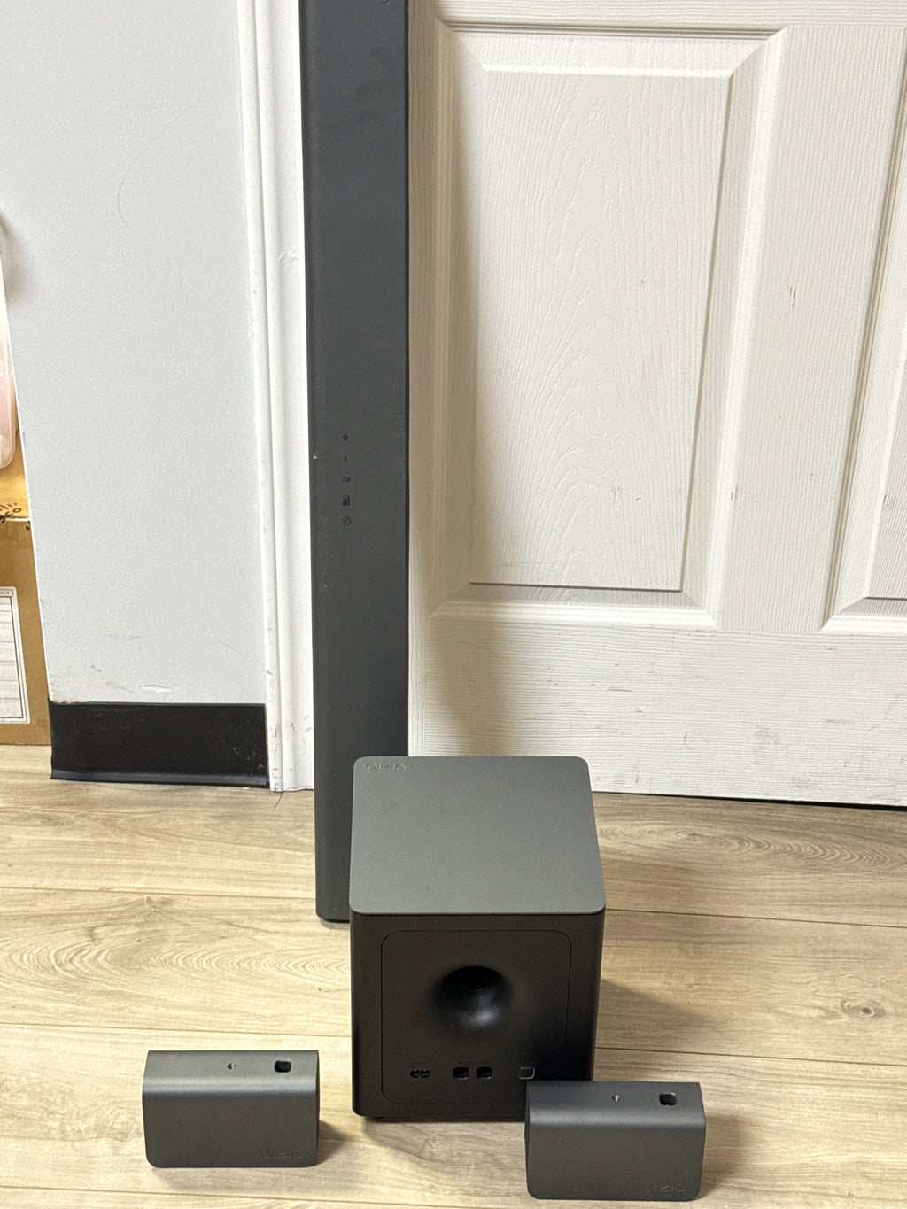 Vizio M51ax-J6 5.1 Channel Soundbar +Wireless Sub +Rear Speakers SET